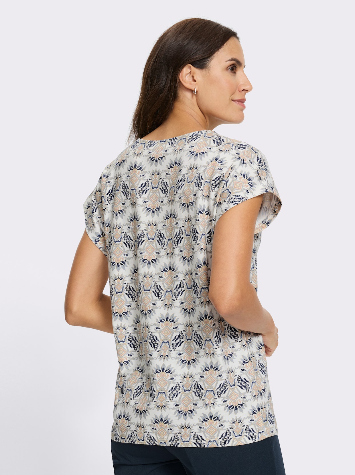 Print-Shirt mit überschnittenen Schultern - ecru-mauve-bedruckt