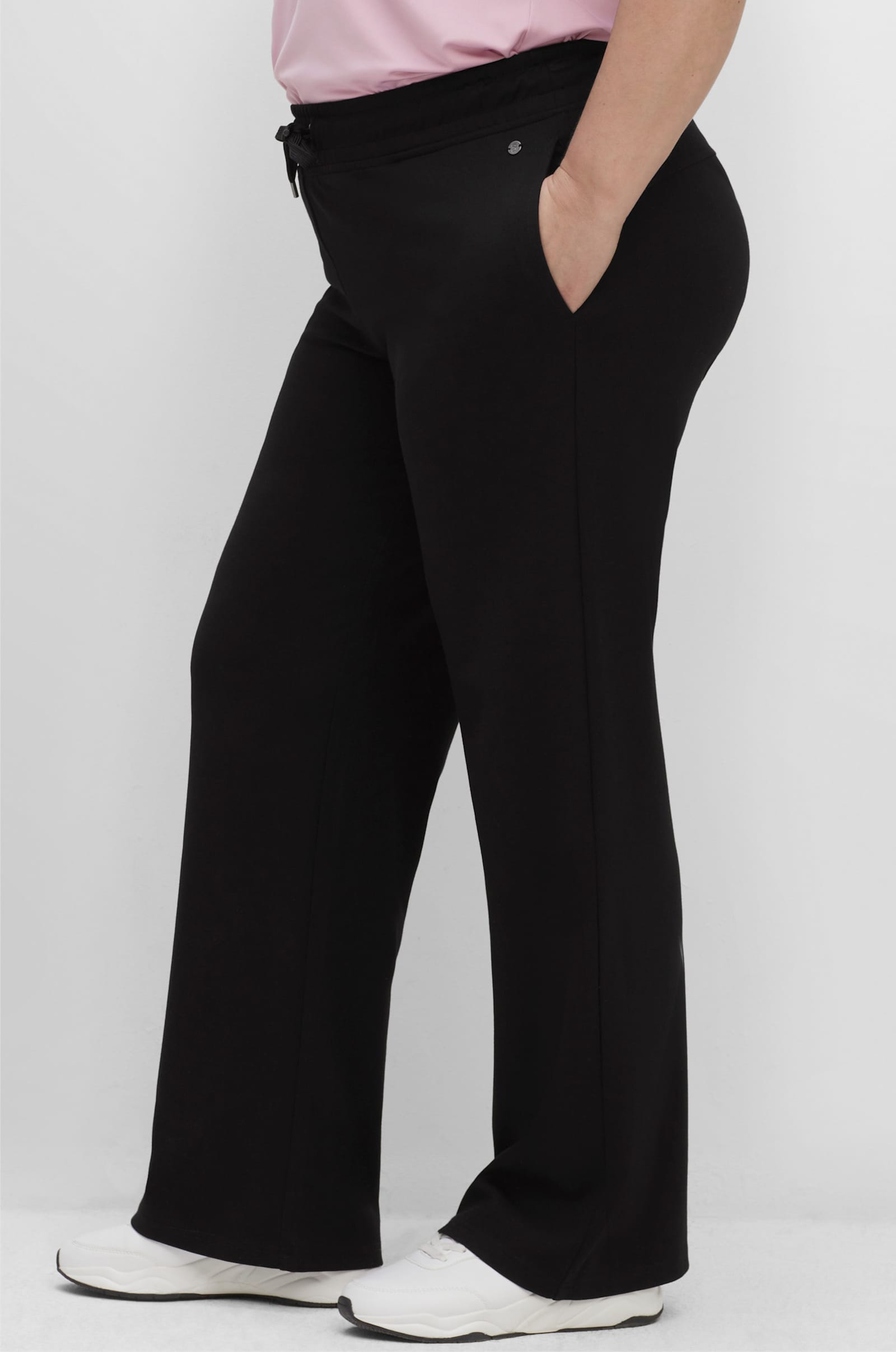 sheego Sportbroek in wijd model - zwart