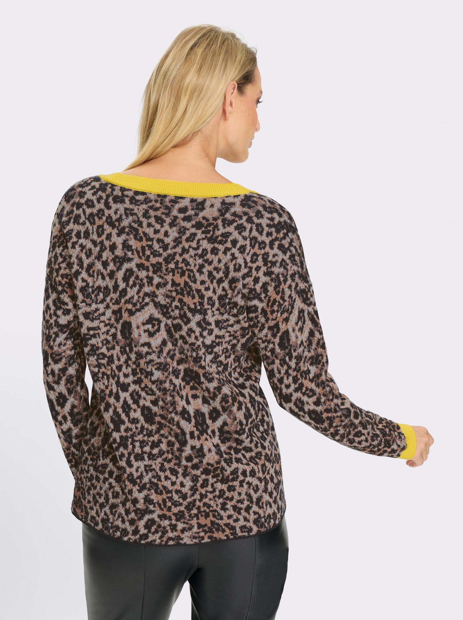 heine Strickjacke mit Farbkontrasten - schwarz-braun-gemustert