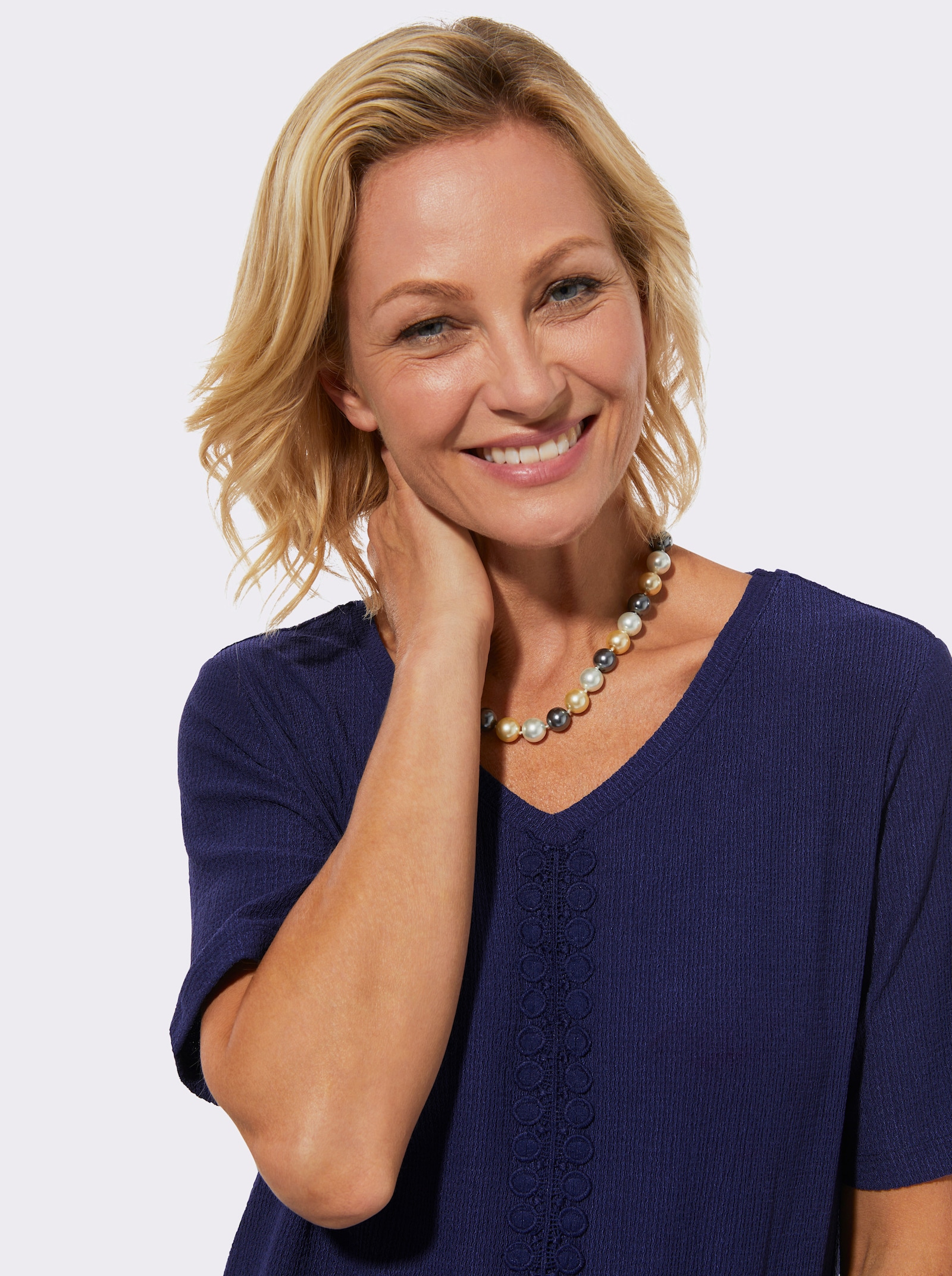 Kurzarmshirt mit Spitzenbesatz - marine