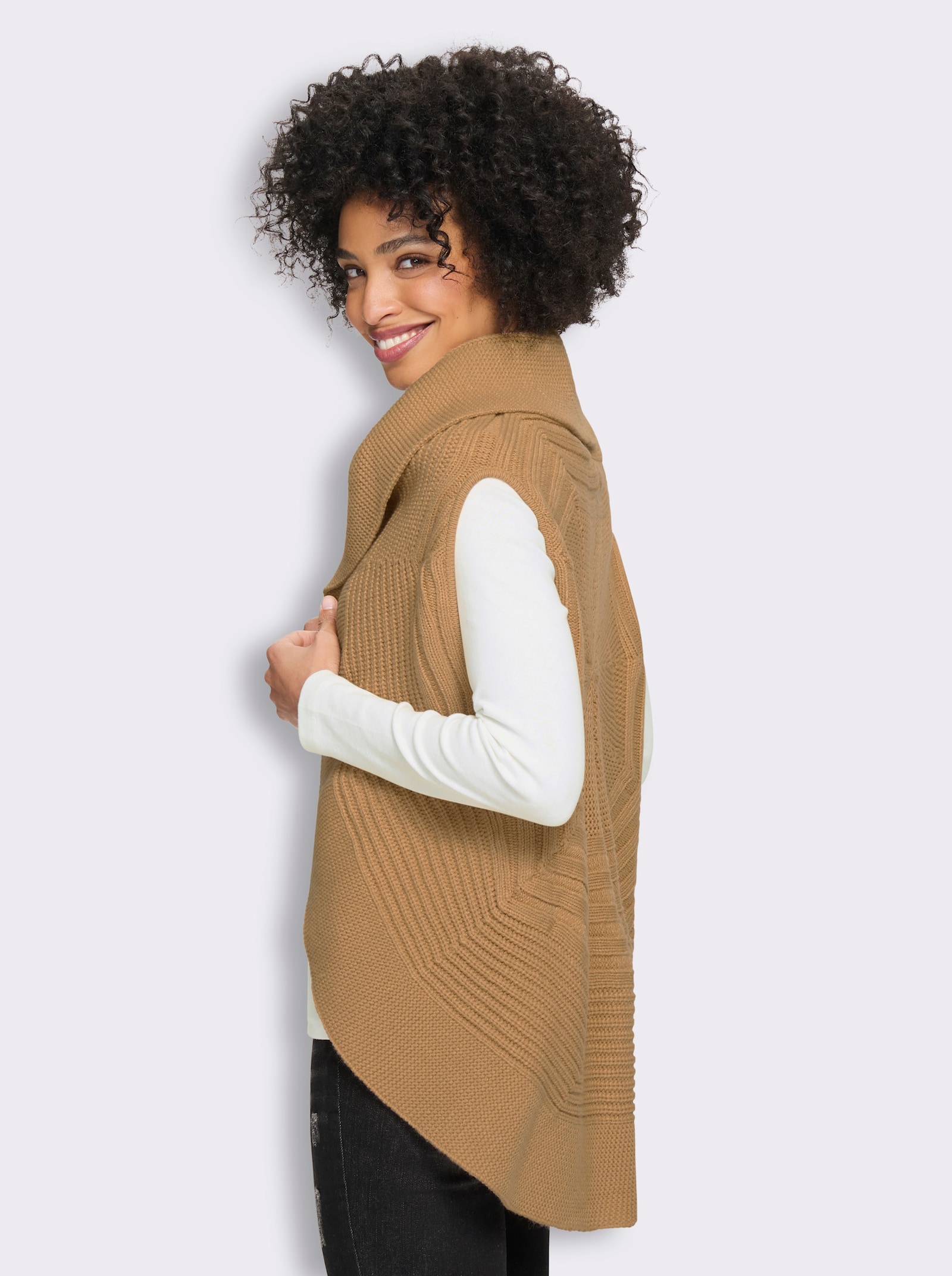 heine Strickjacke mit Ajourmuster - camel