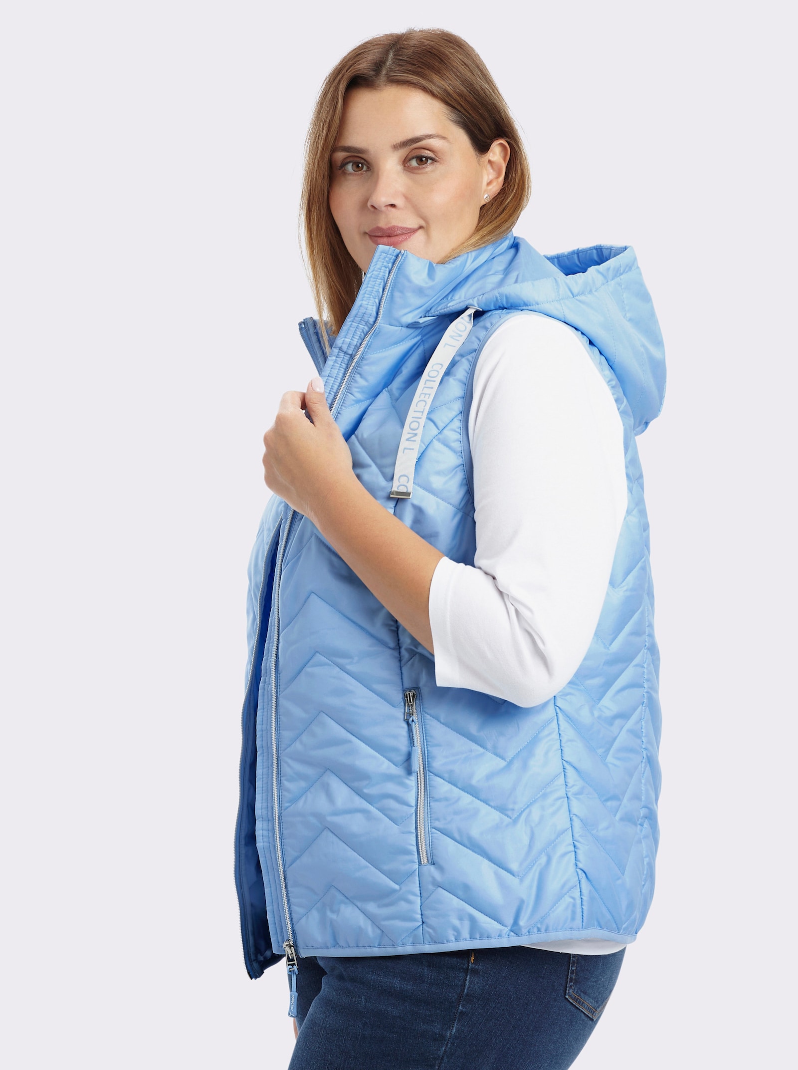 Steppweste im Zickzack-Muster - eisblau