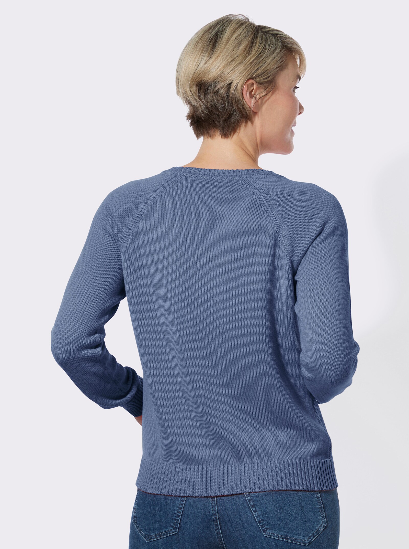 Rundhalspullover mit Zopf- und Strukturmuster - jeansblau