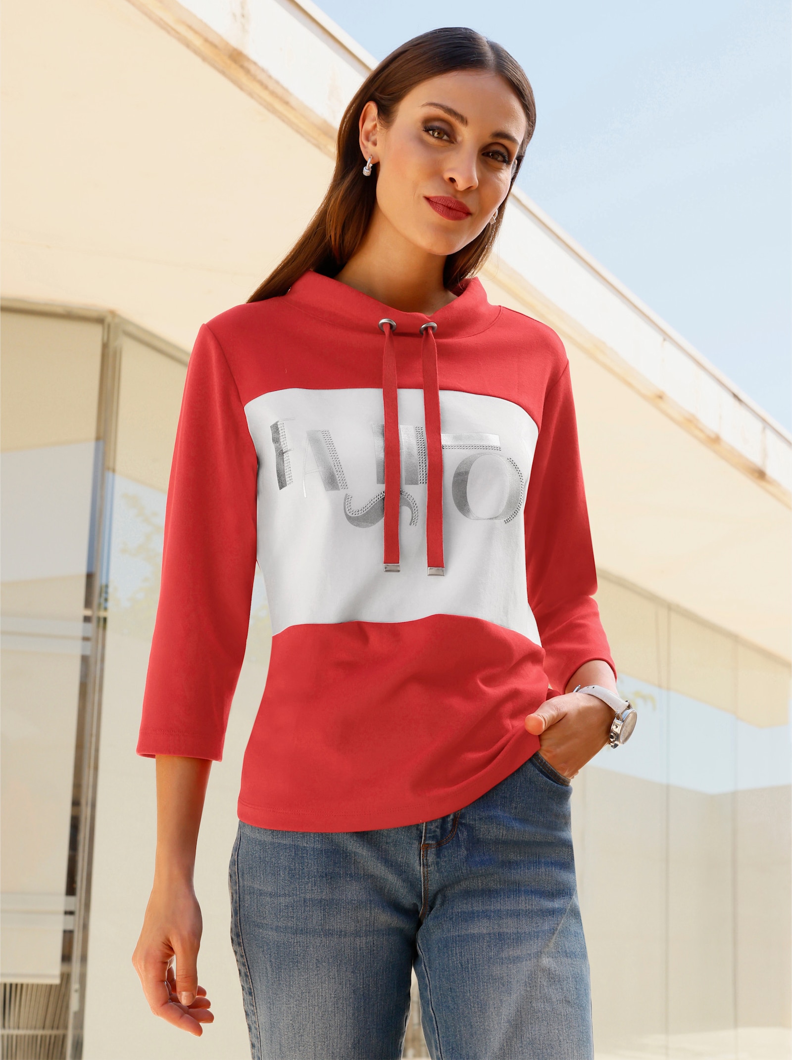 Sweatshirt mit Folienprint-Schriftzug - rot-weiß-geringelt