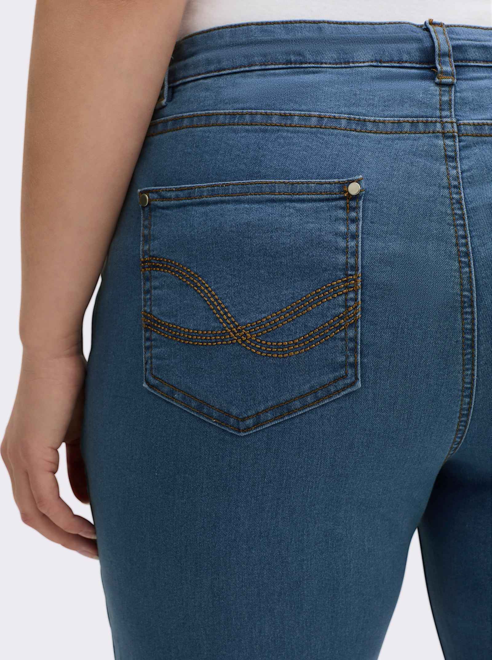 5-Pocket-Jeans mit bestickten Gesäßtaschen - blue-bleached