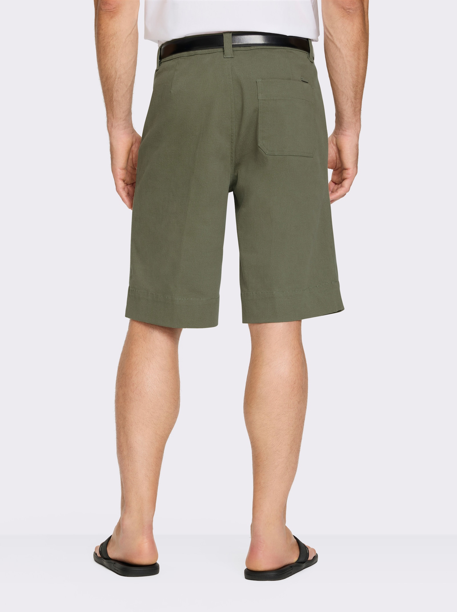 Marco Donati Bermudas mit Bundfalten - khaki