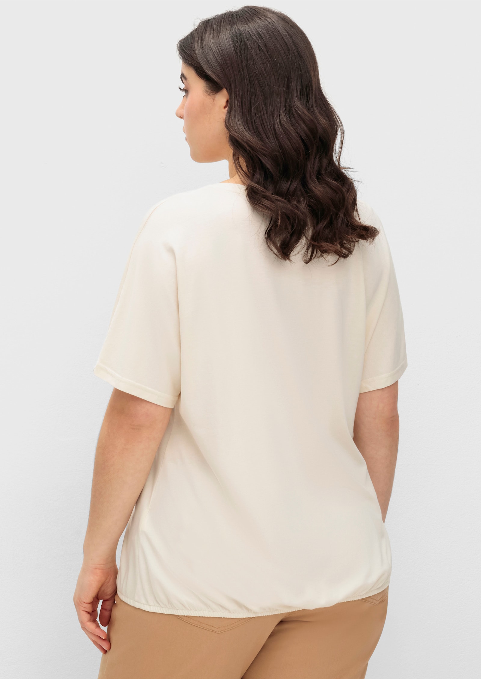 T-Shirt mit Blumen-Druck im Vorderteil - champagner