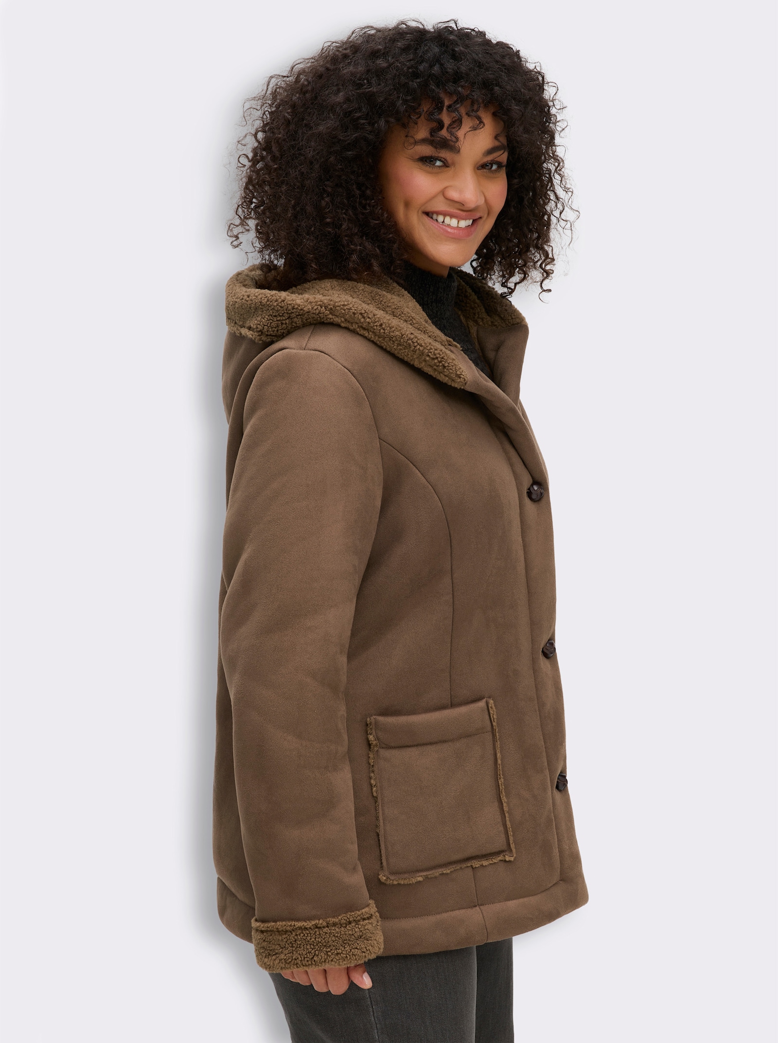 sheego Lederimitatjacke mit Teddyfleece-Details - braun