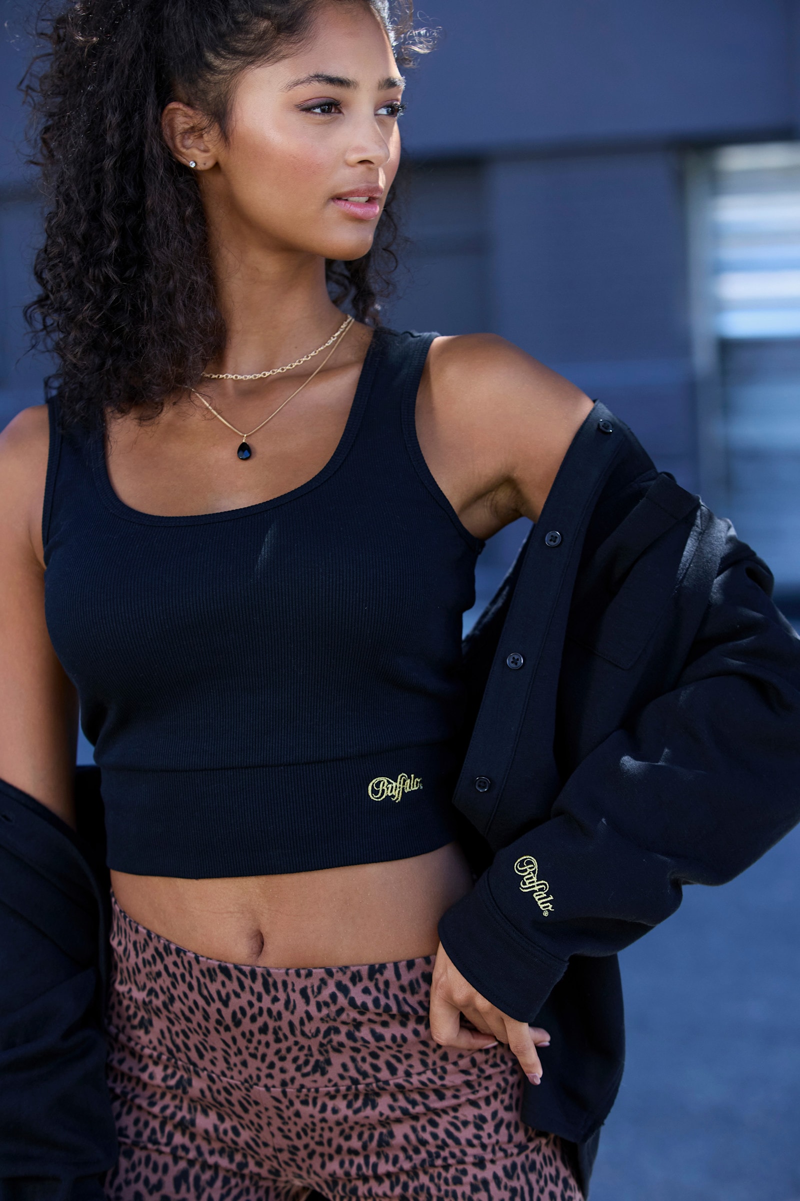 Buffalo Crop-Top - schwarz