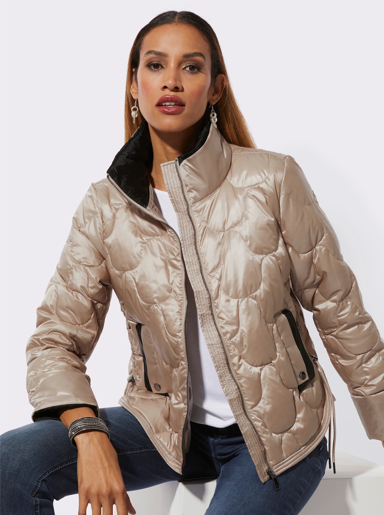 Leichtdaunenjacke mit hochwertiger Füllung - beige-schwarz