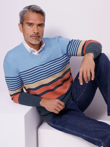 V-Ausschnitt-Pullover mit Streifen-Muster - himmelblau-terra-geringelt