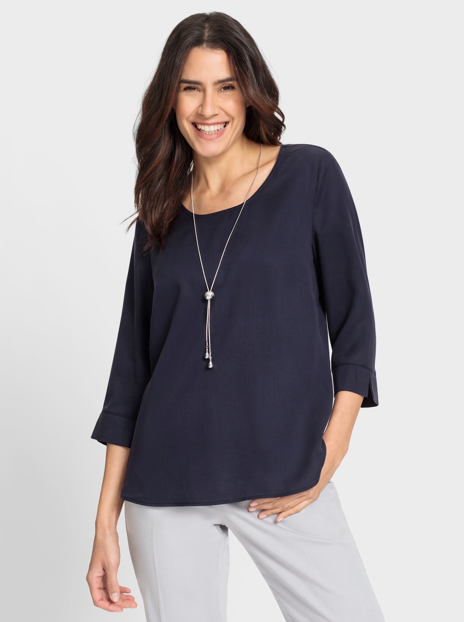 Comfortblouse met zijsplitten in de zoom - marine