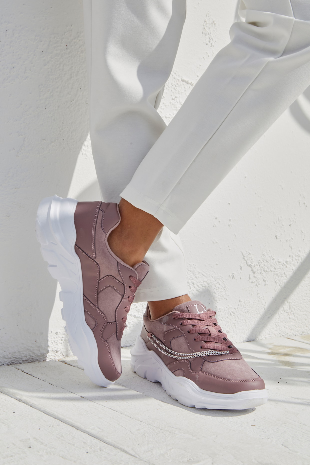 LASCANA Sneaker - mauve