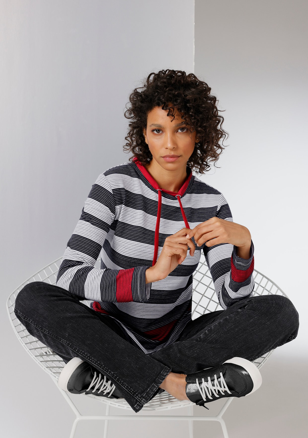 CREATION L PREMIUM Sweatshirt - zwart/rood gestreept