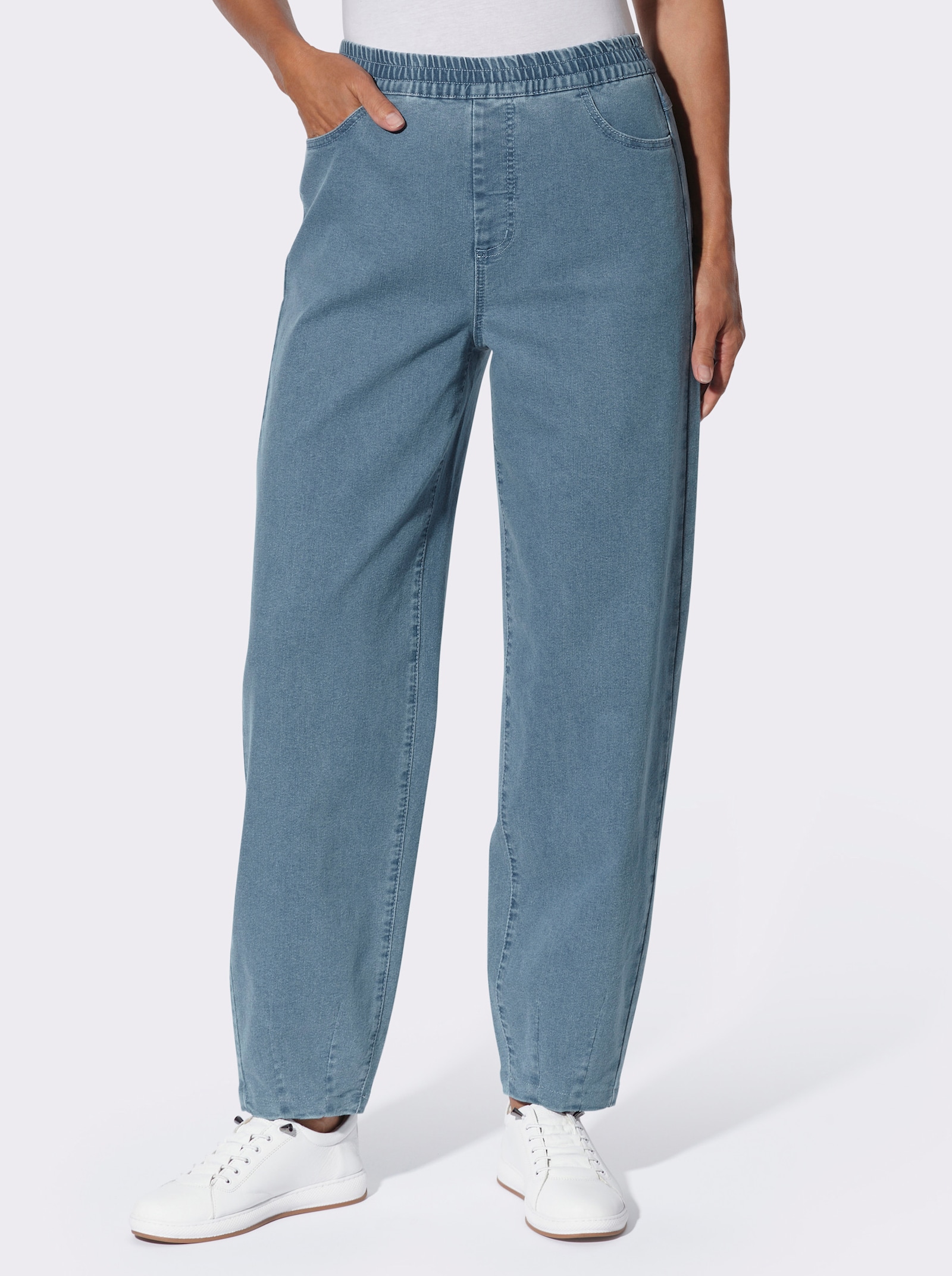 Schlupfjeans Mom-Schnitt mit weiteren Oberschenkeln - blue-bleached