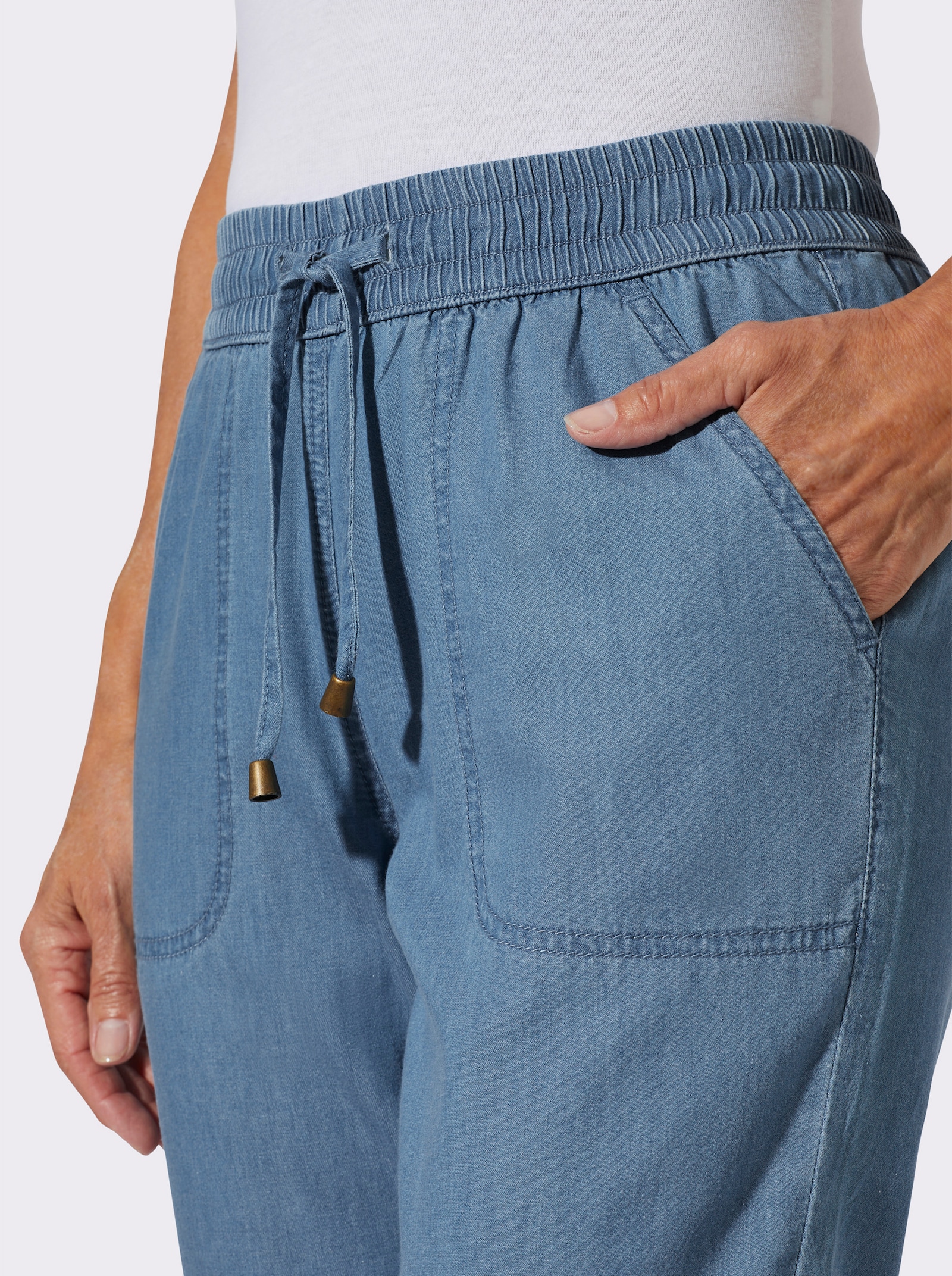 Caprijeans mit Rundum-Dehnbund - blue-bleached