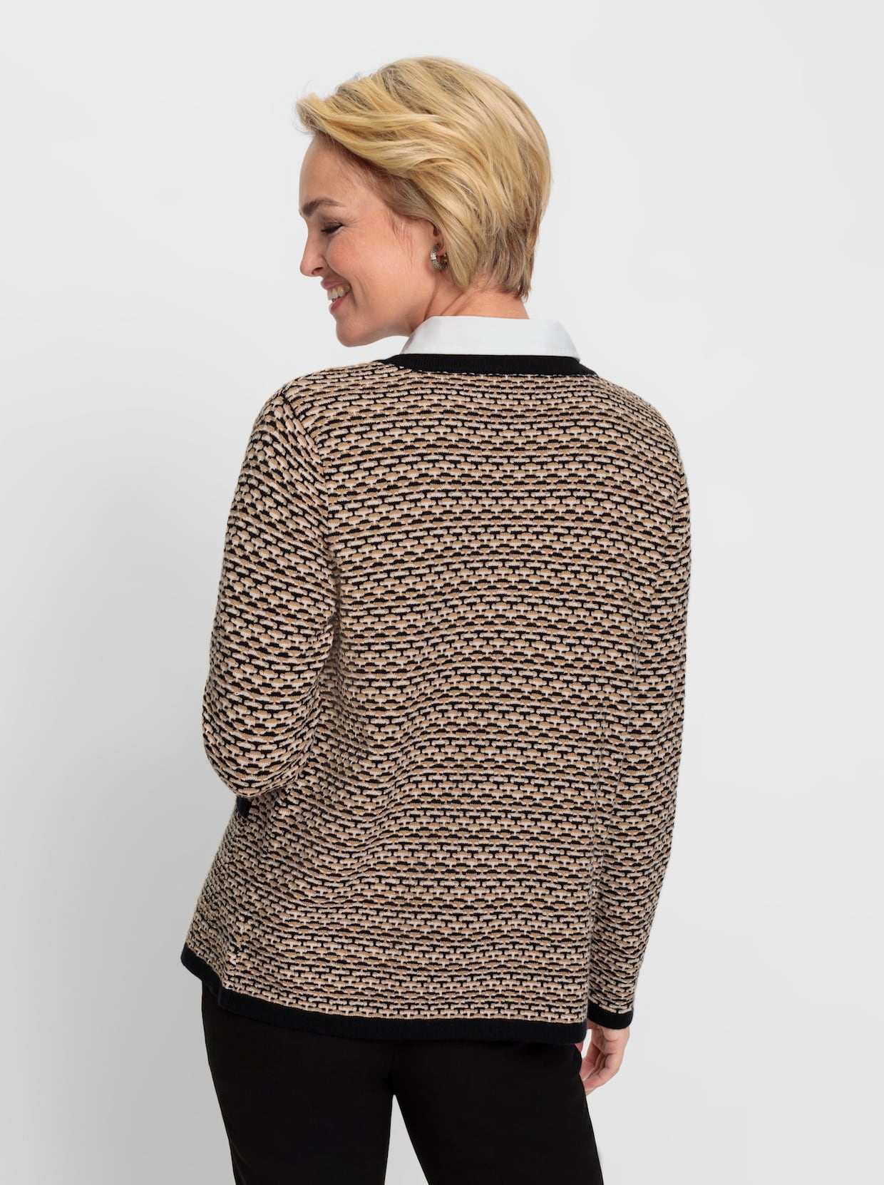 Strickjacke - camel-schwarz-gemustert