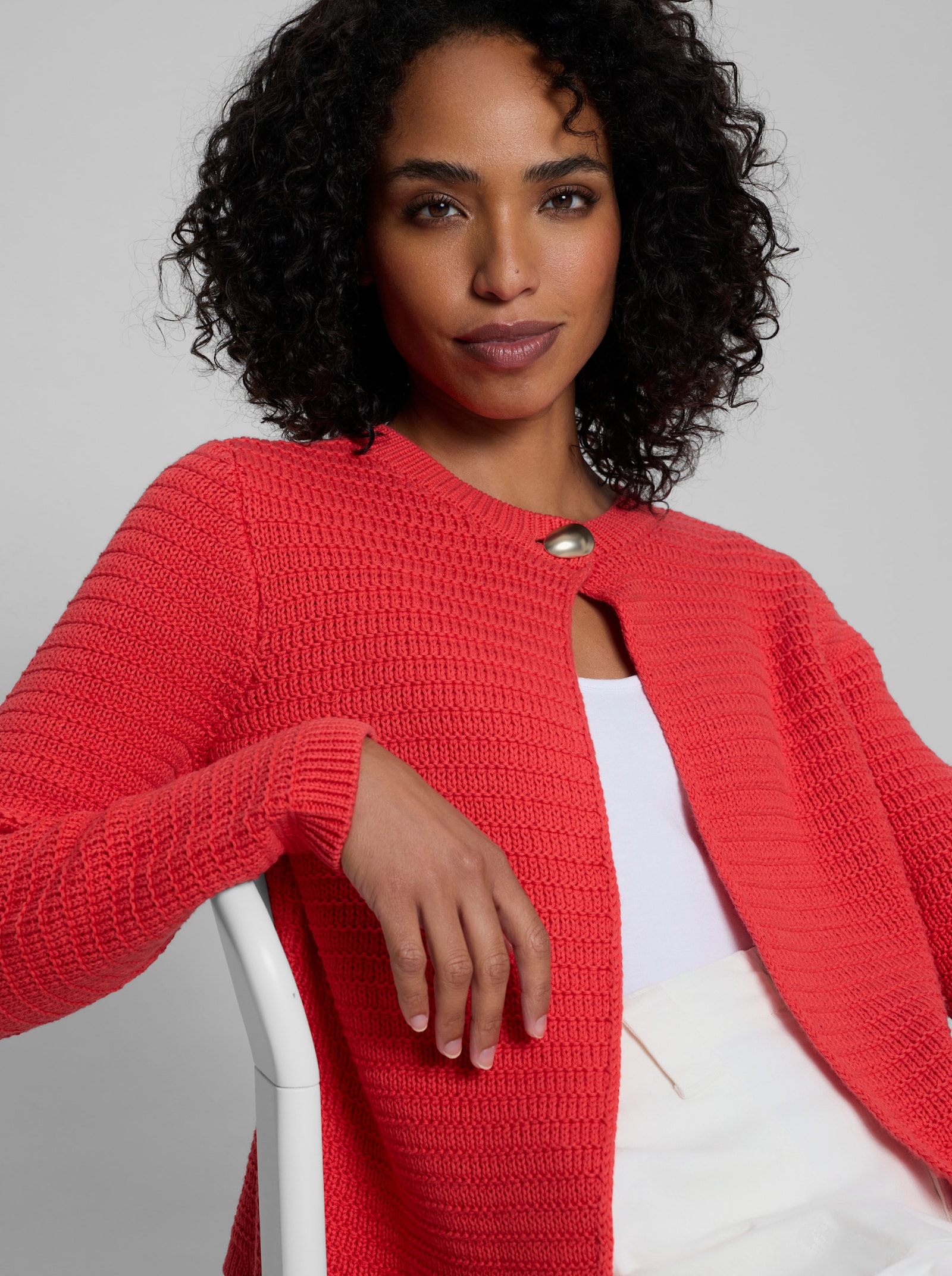 heine Strickjacke mit Strukturmuster - hummer