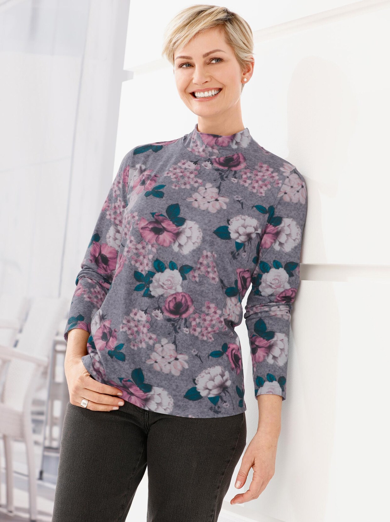 Rundhalsshirt - grau-beere-bedruckt