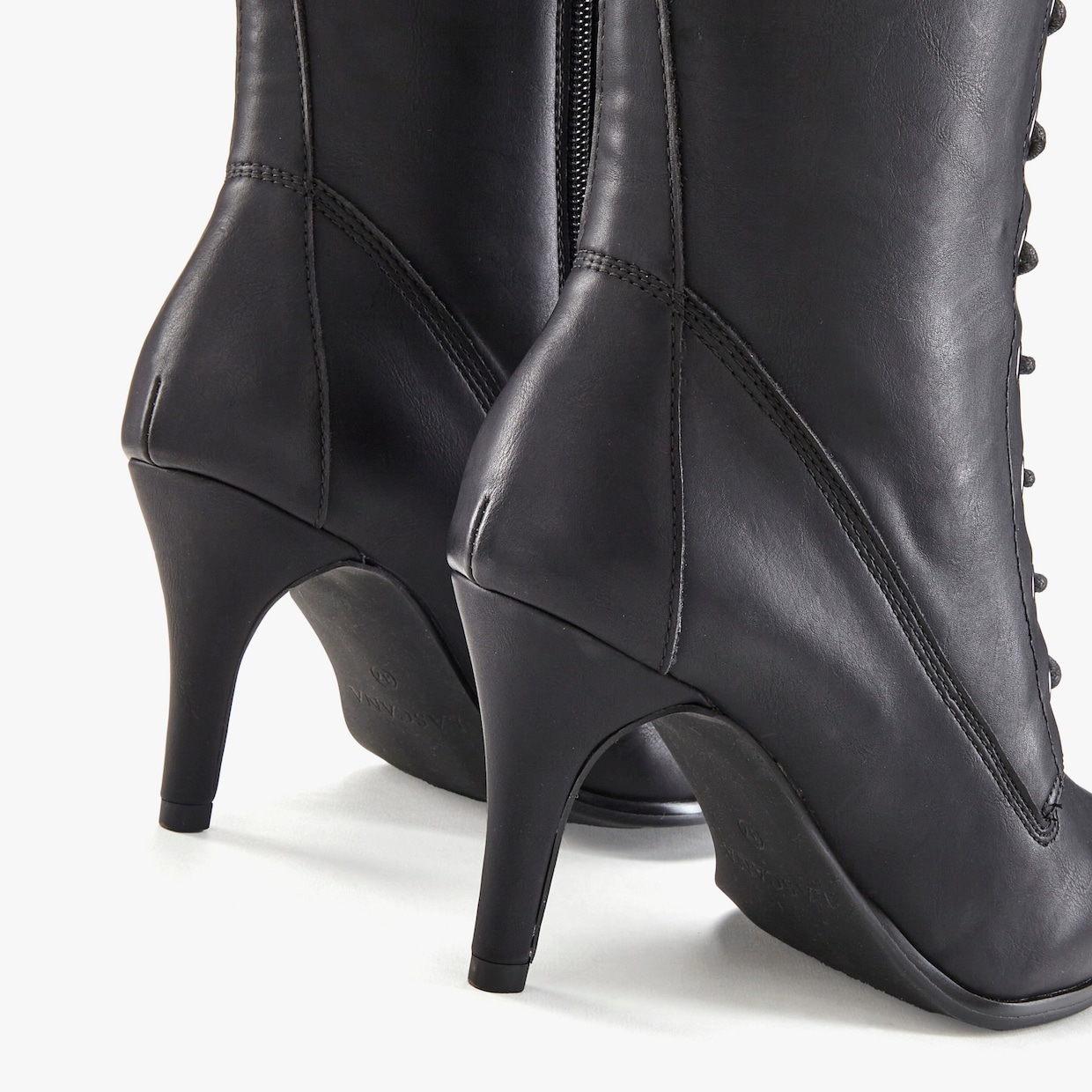 LASCANA Stiefel - schwarz