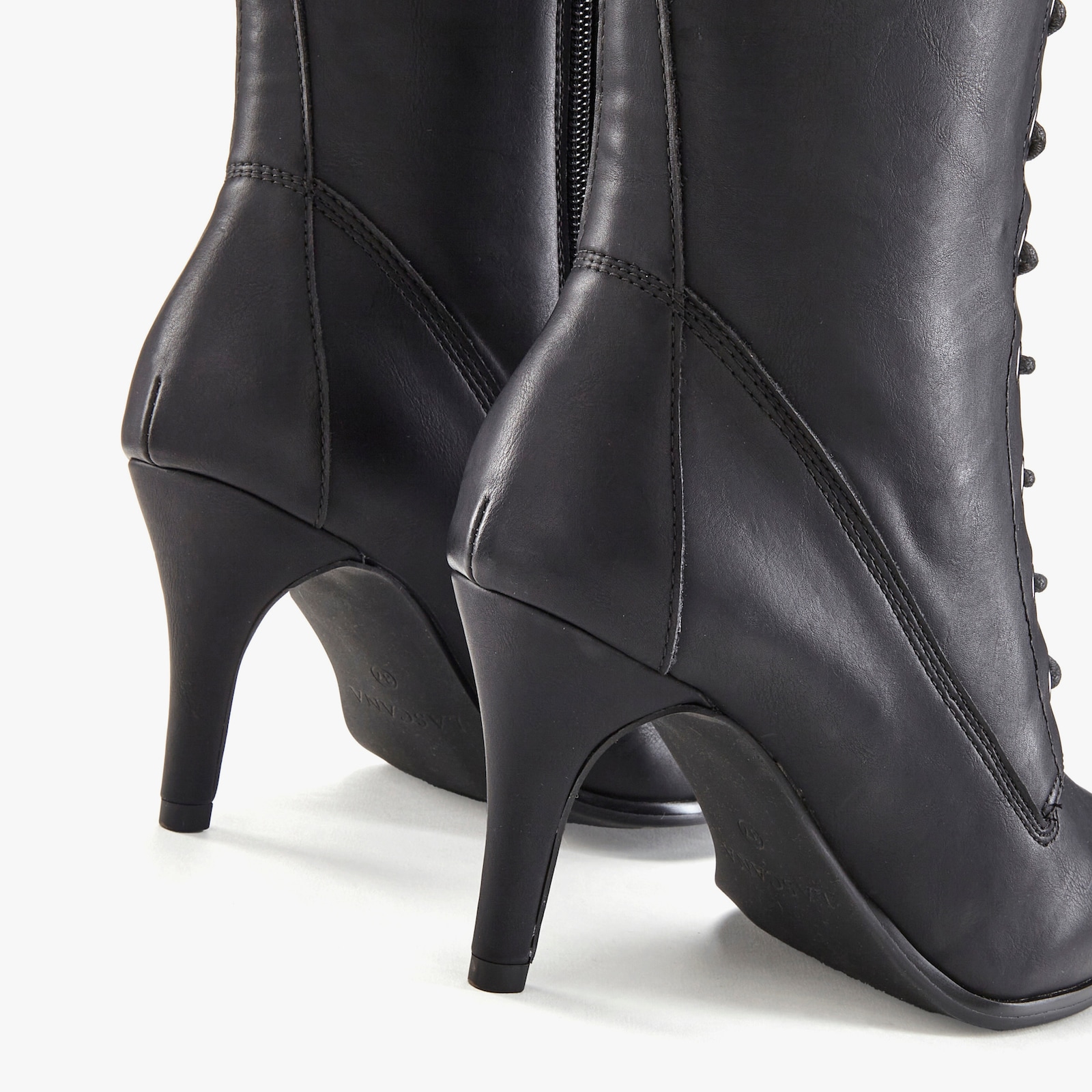 LASCANA Stiefel - schwarz