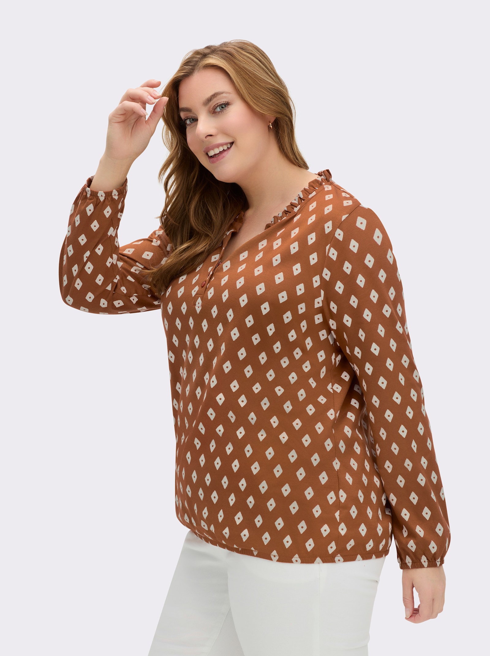 Langarmshirt mit Rüschen am Ausschnitt - cognac-ecru-bedruckt