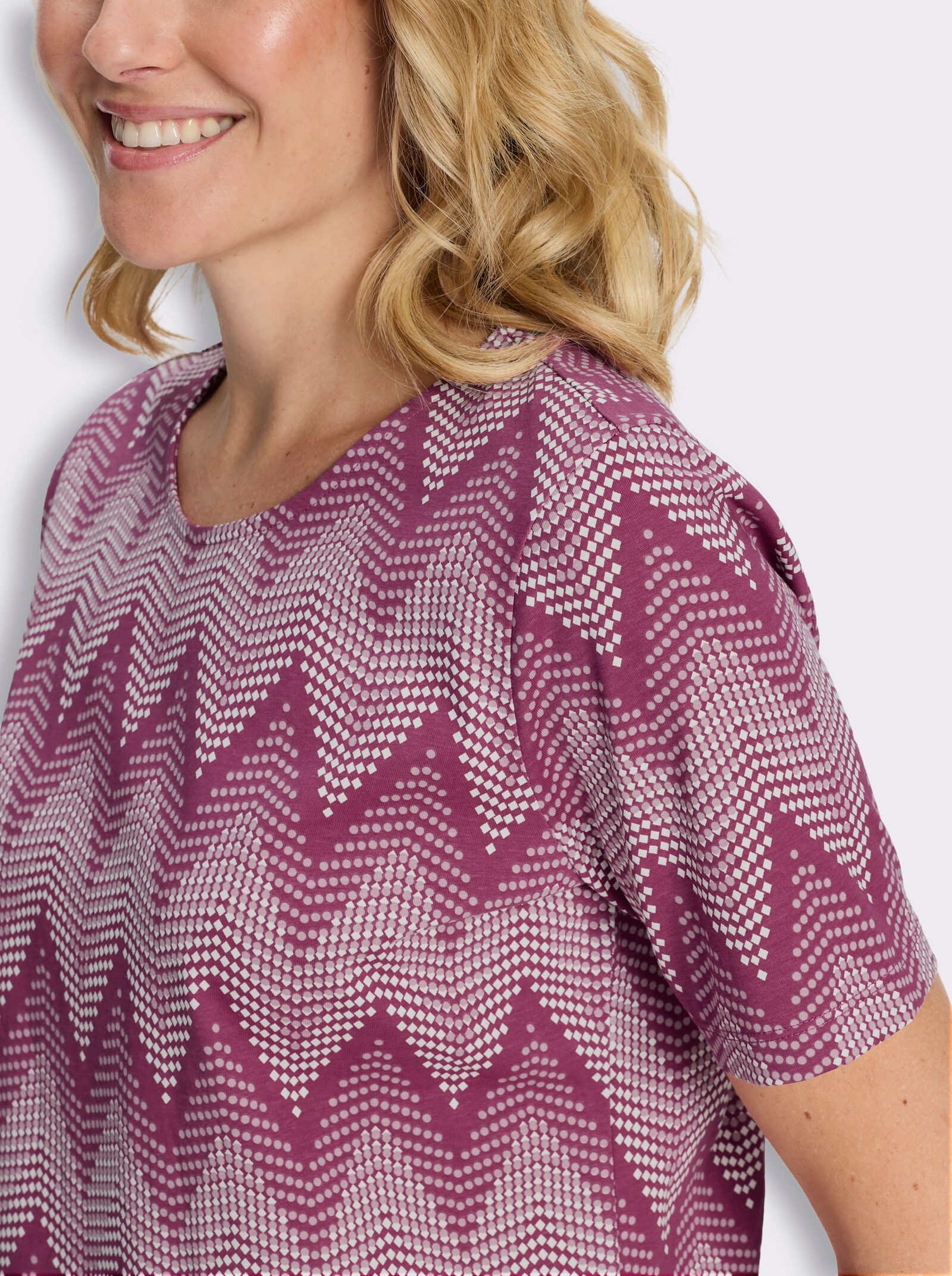 Rundhalsshirt mit Zickzack-Muster - malve-mauve-bedruckt