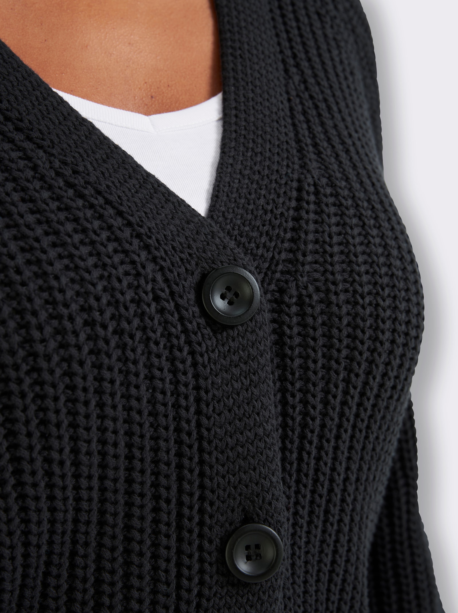 Strickjacke in Grobstrick-Muster - schwarz