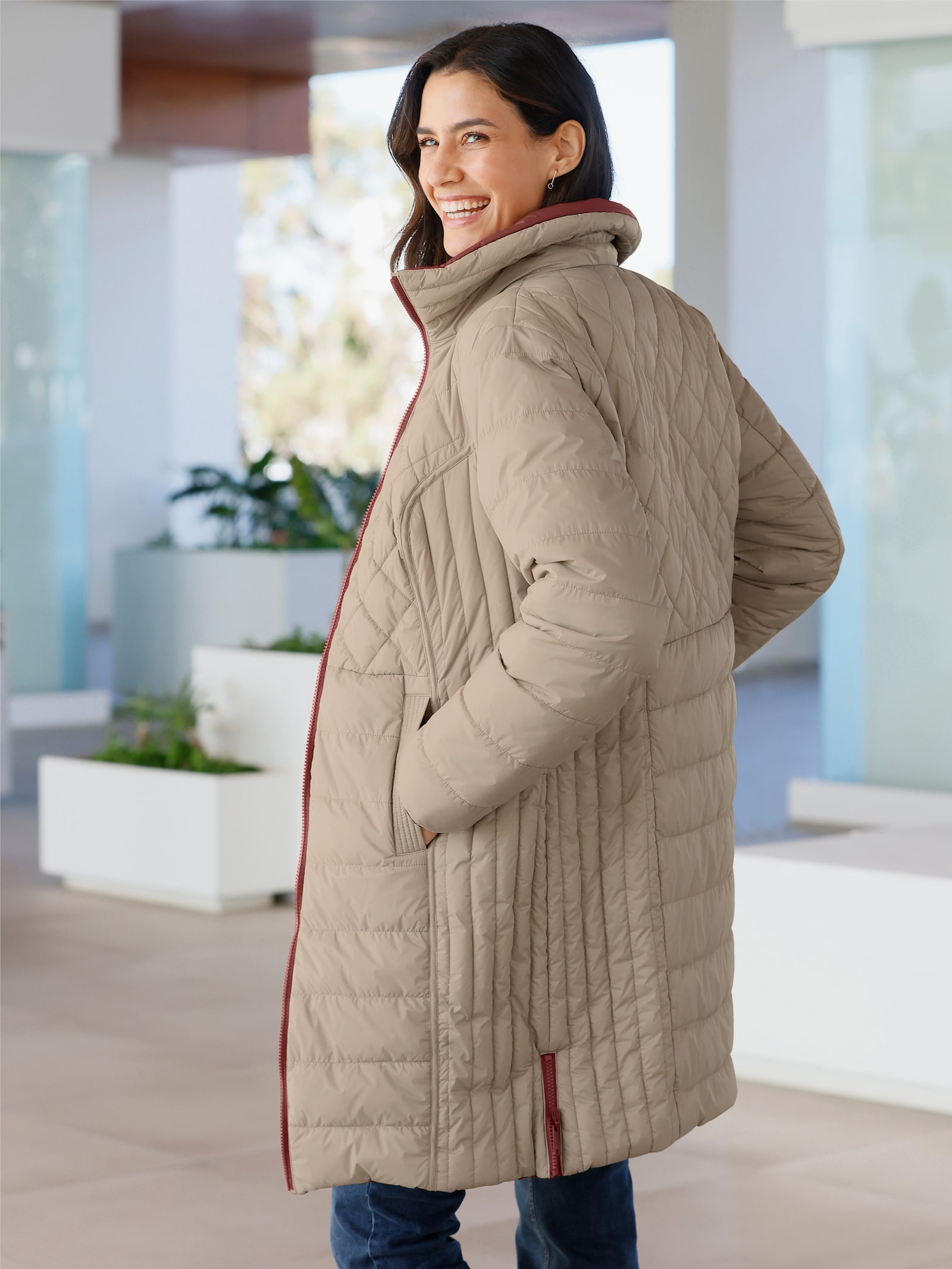 Keerbare gewatteerde mantel - roodbruin