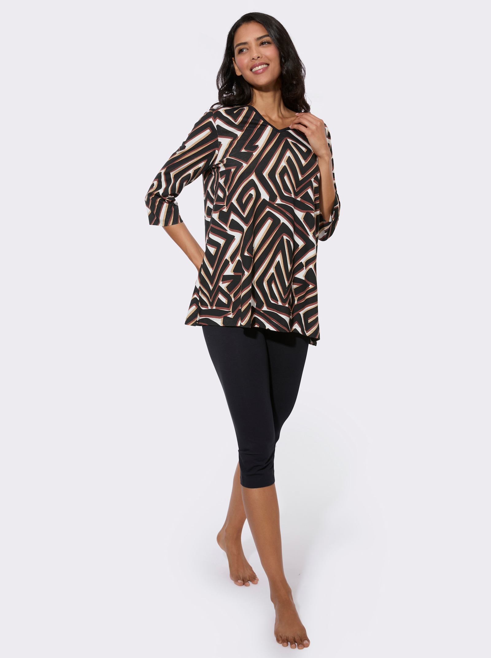 Capri-Schlafanzug in Single-Jersey-Qualität - schwarz-camel-bedruckt