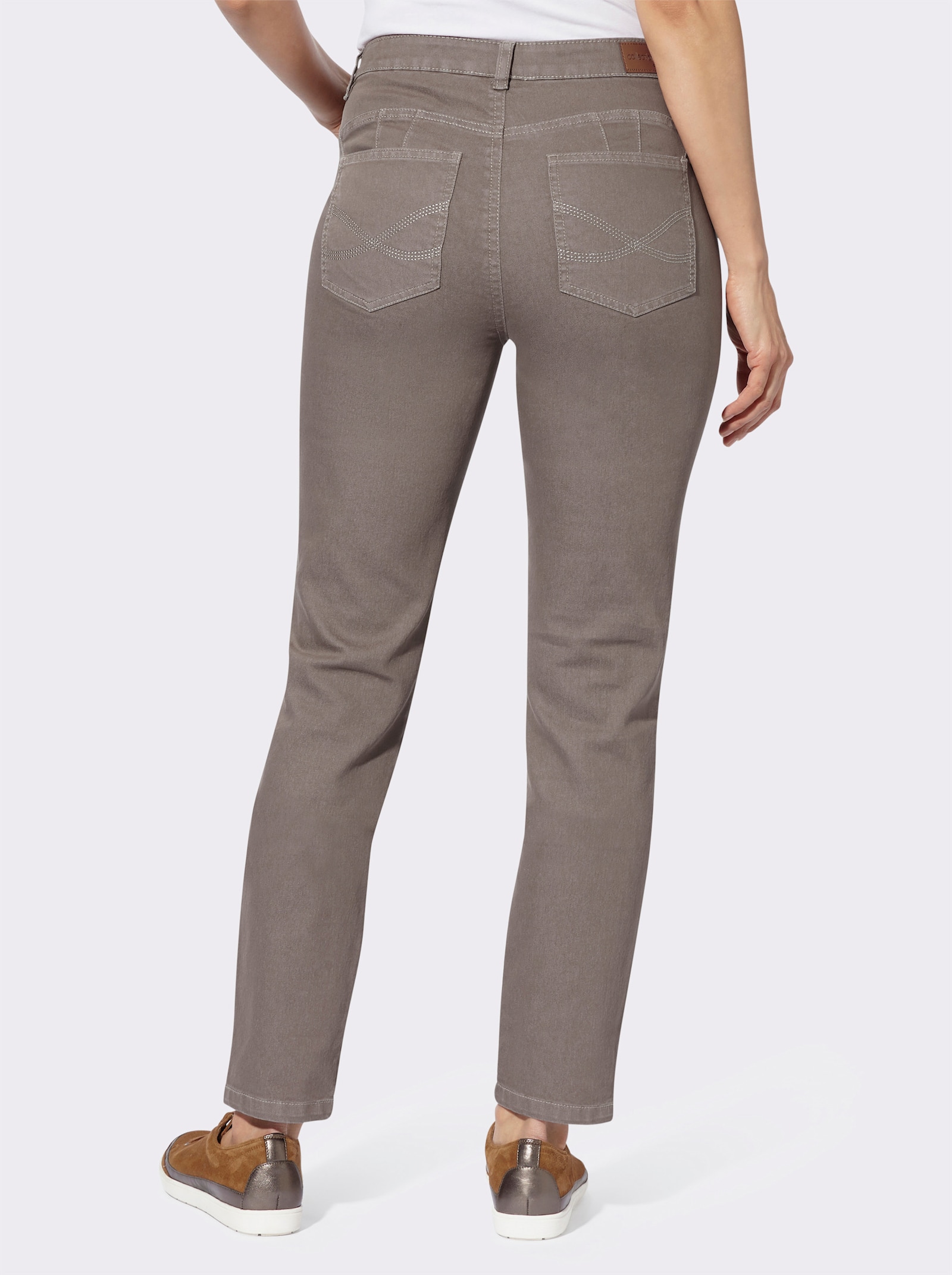 Jeans mit Push up-Effekt - taupe
