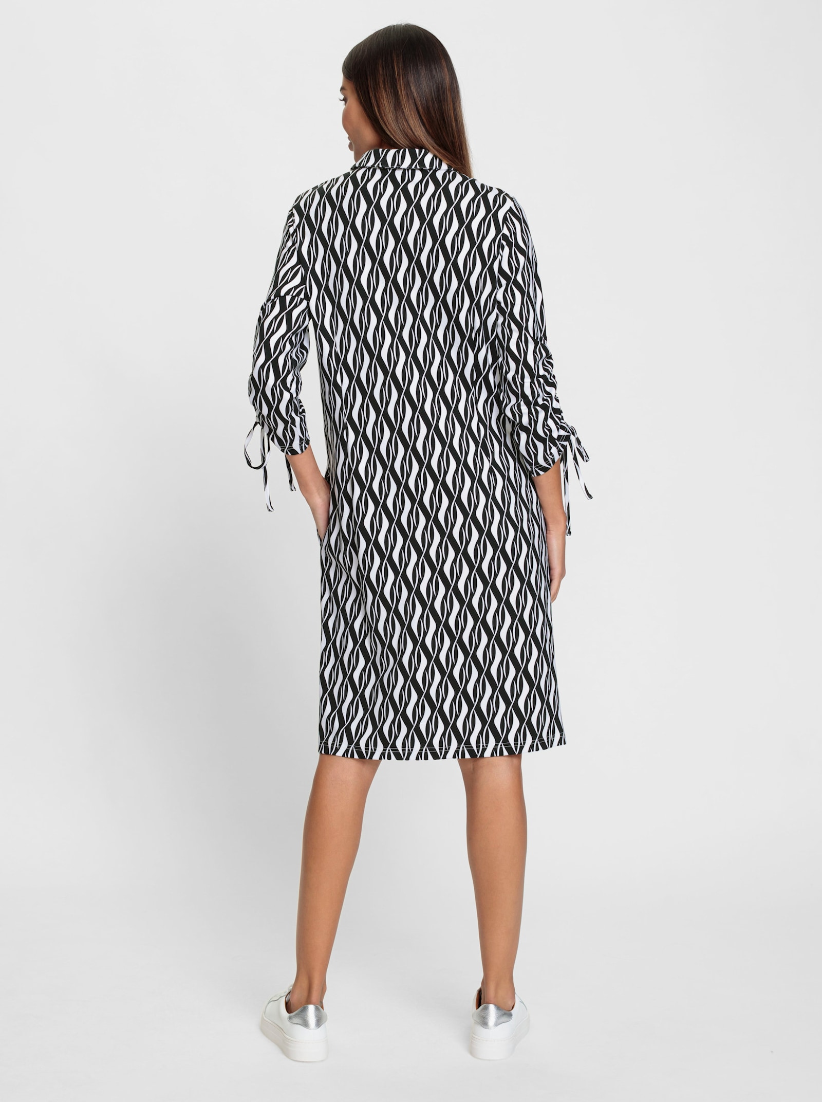 heine Jerseykleid mit Ärmel-Raffungen - schwarz-weiß-bedruckt