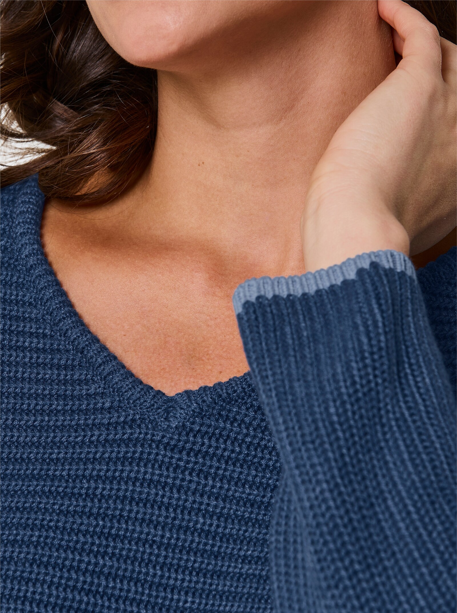 CREATION L PREMIUM Langarm-Pullover mit Kontrastkanten - jeansblau-meliert