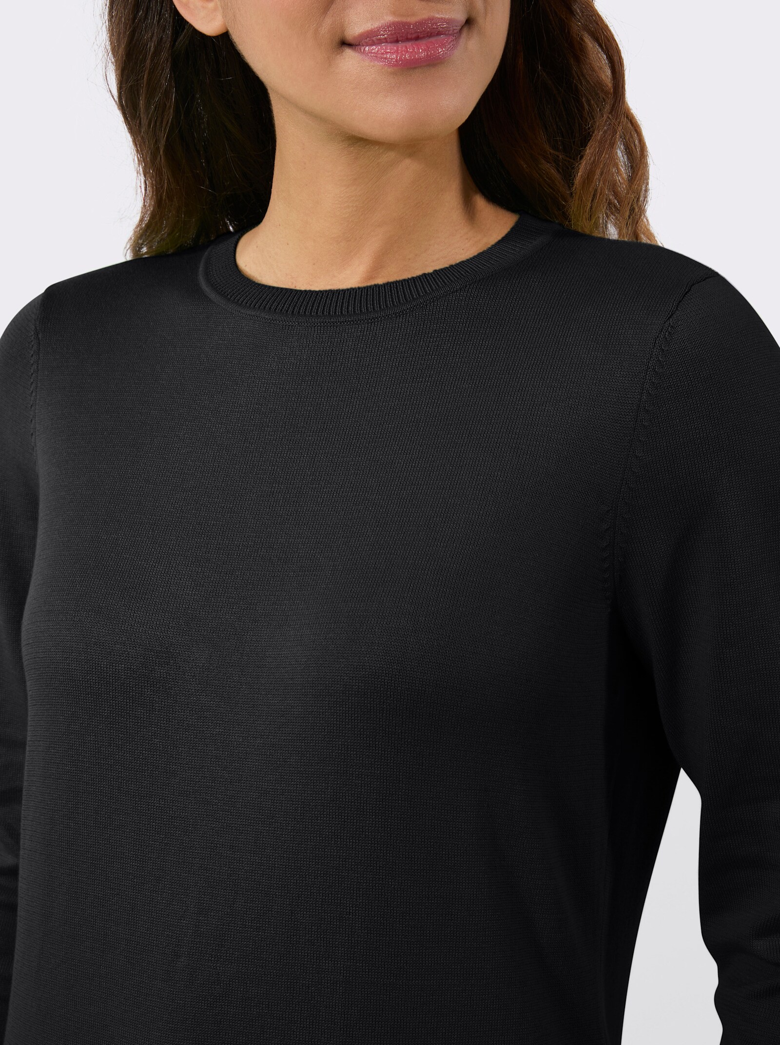 Longpullover in Feinstrick-Qualität - schwarz