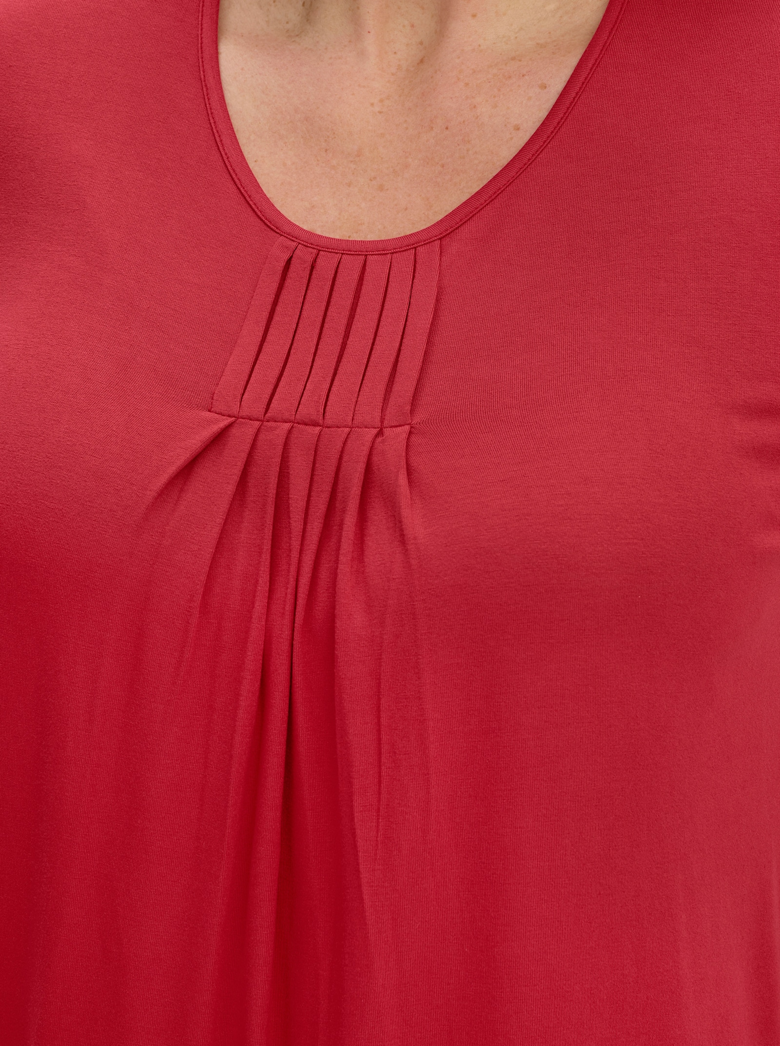  Rundhalsshirt in A-Form mit Falten - erdbeere