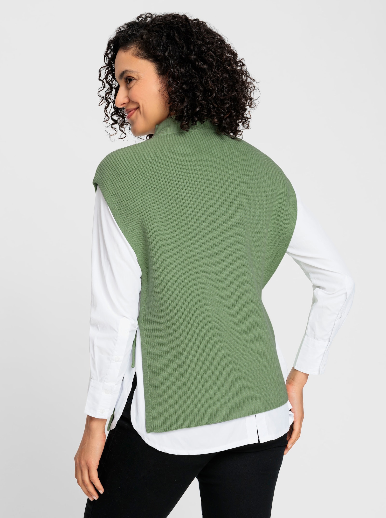 Pullunder mit offenen Seitennähten - eucalyptus