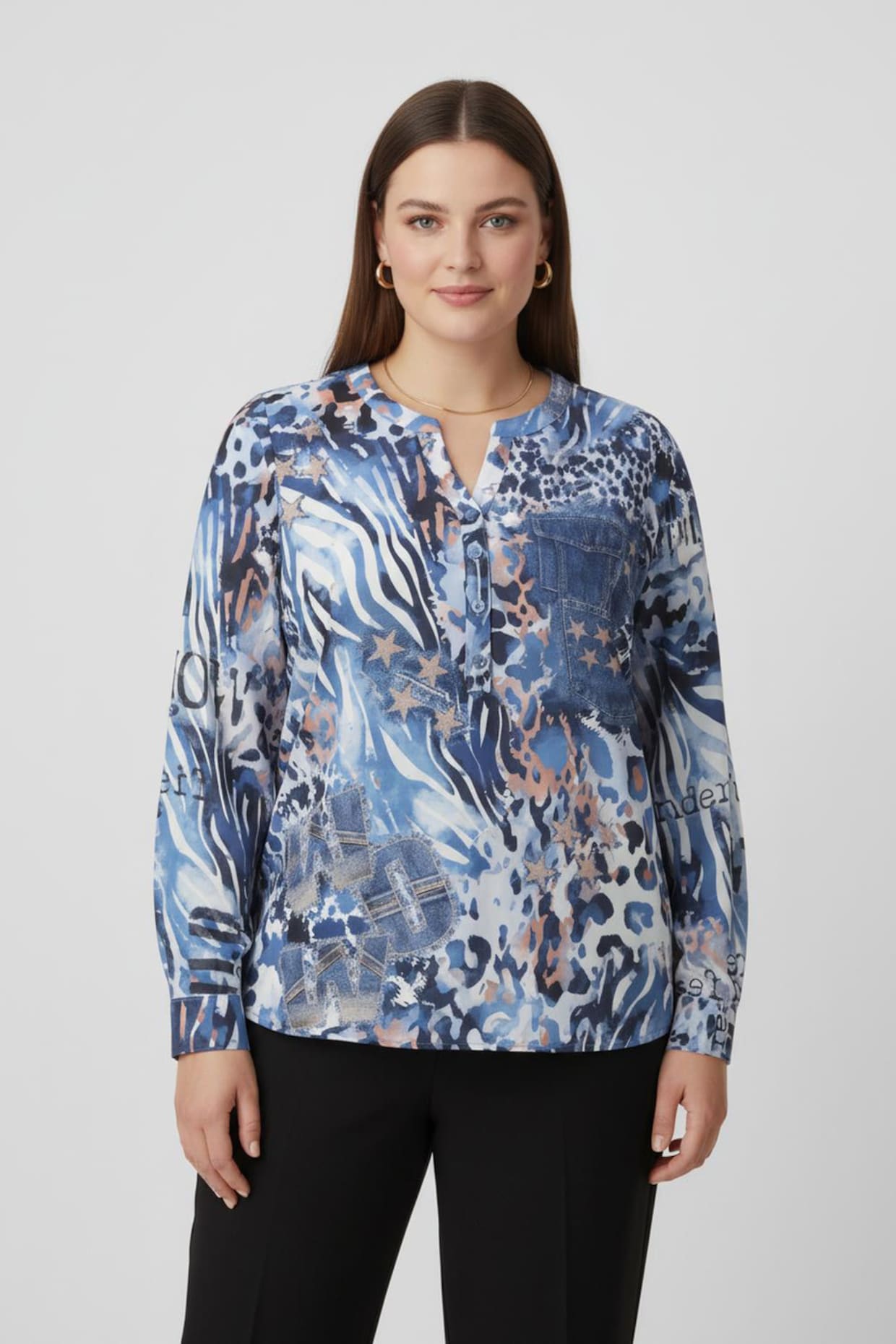 Druckbluse im Mustermix - ecru-mittelblau-bedruckt