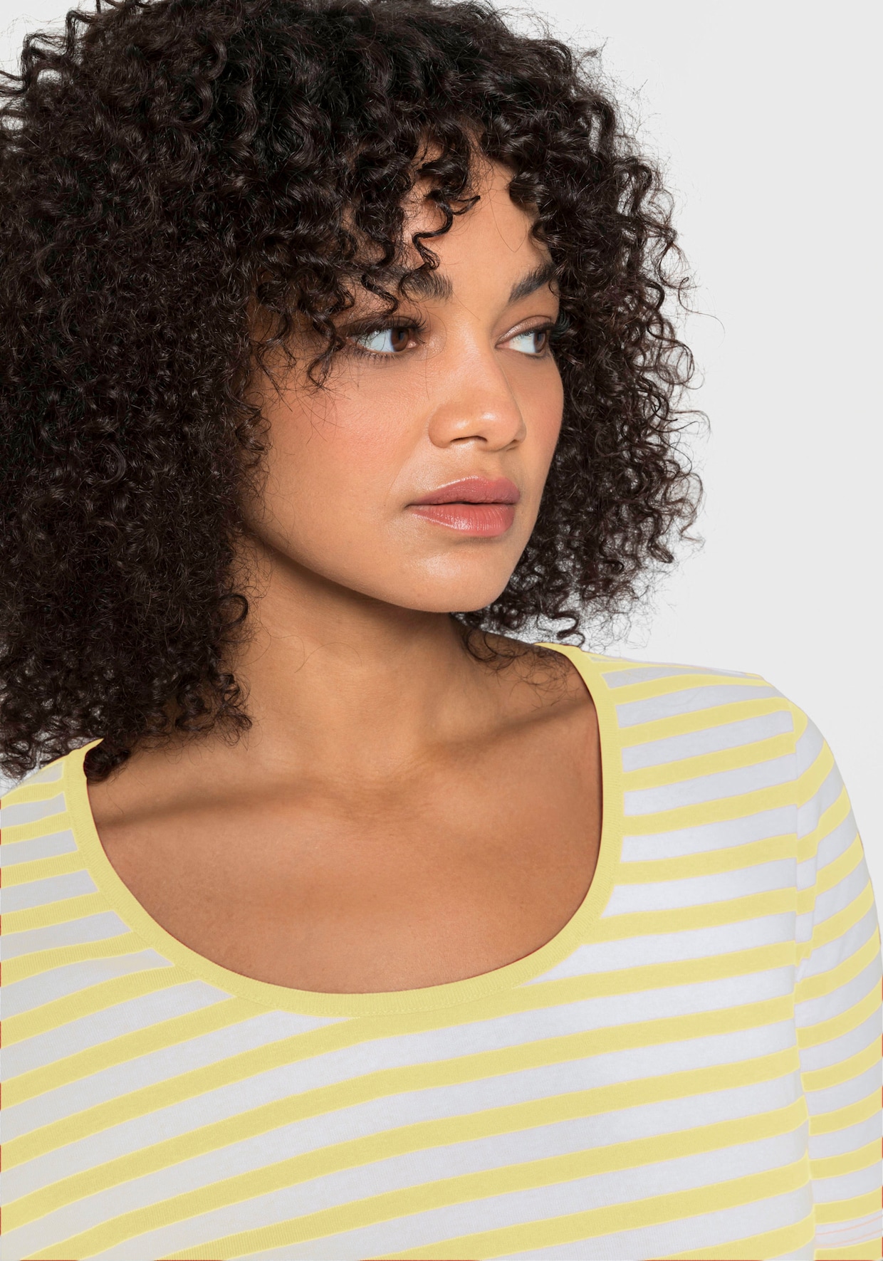 sheego Streifenshirt mit Rundhalsausschnitt - zitrone-weiß
