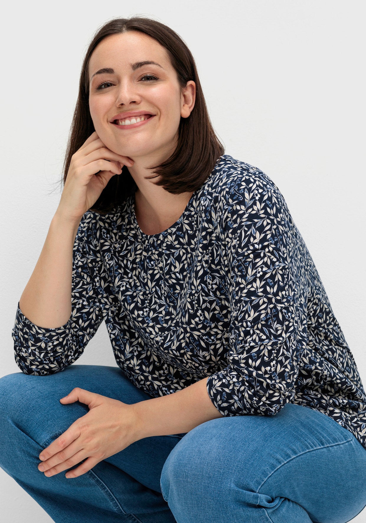 Langarmshirt mit Blüten-Dessin - marine-rauchblau-bedruckt