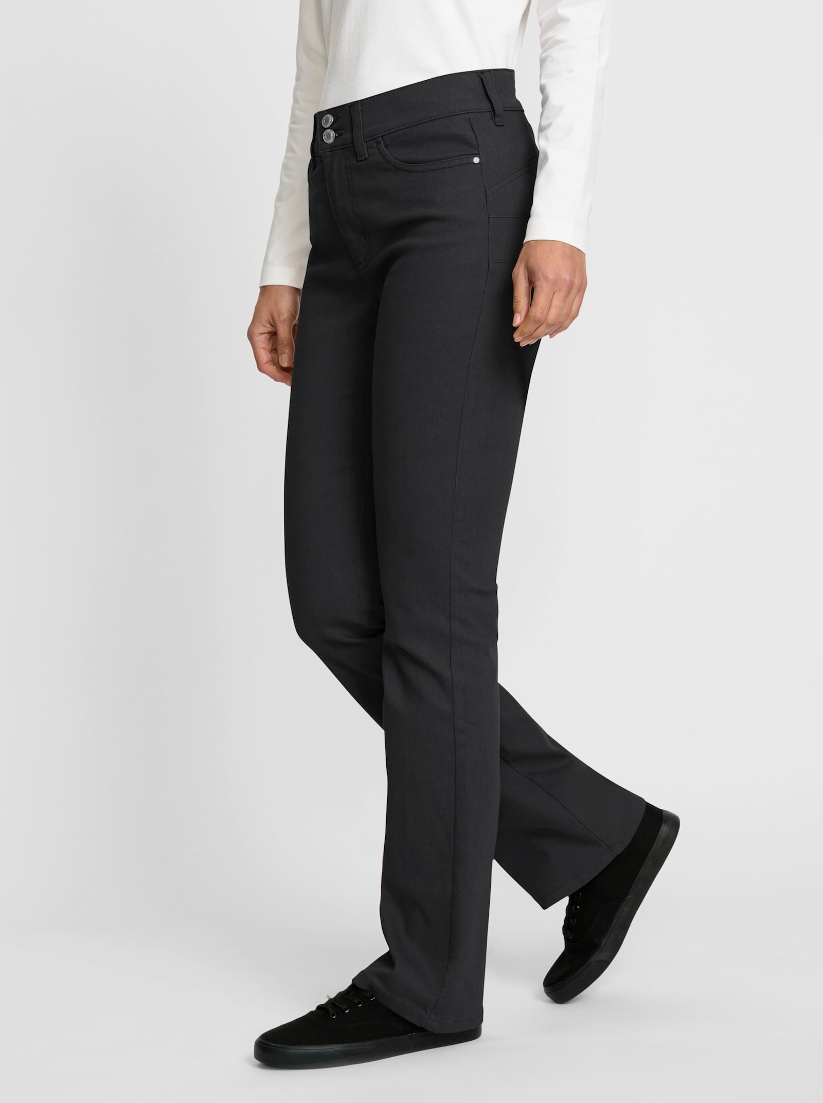 Bootcut-Jeans mit Push-up-Effekt - schwarz