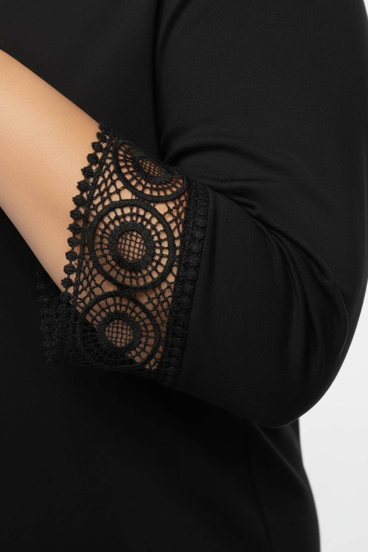 CREATION L PREMIUM 3/4-Arm-Shirt mit Spitzenbordüre an Ausschnitt und Ärmeln - schwarz