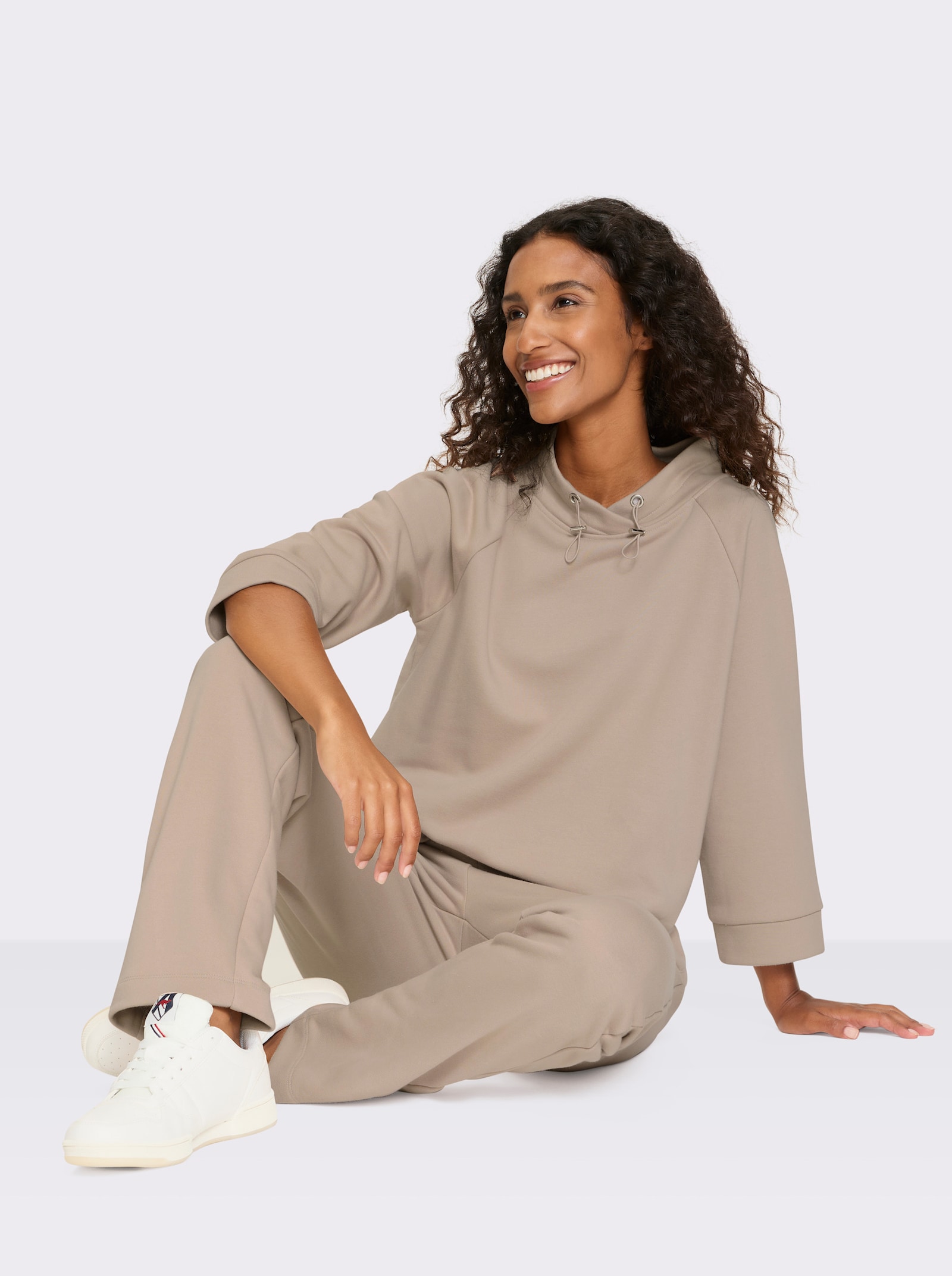 heine Anzug aus Sweatware - sesam