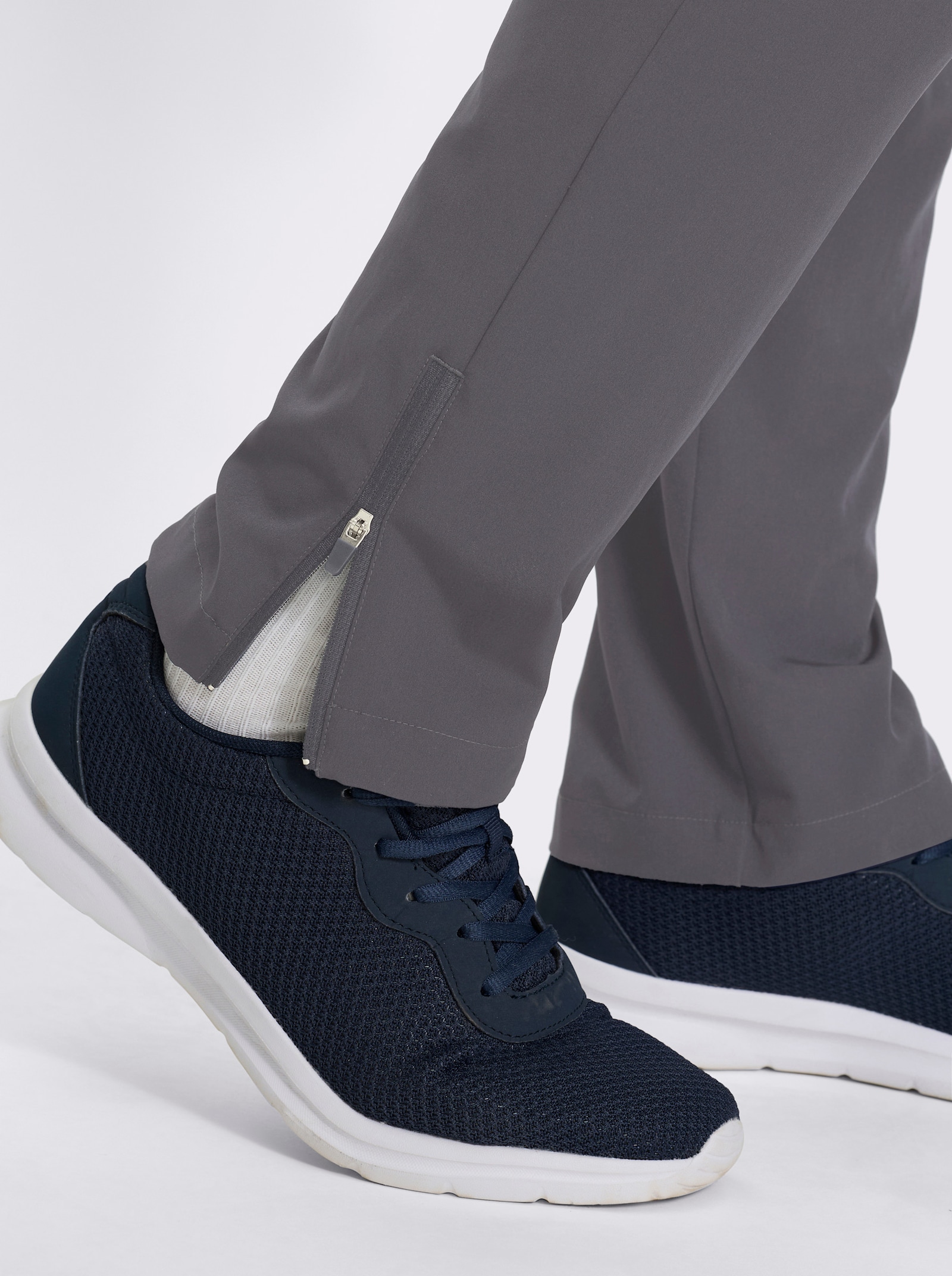 Catamaran Sports Funktionshose mit Luftlöchern - anthrazit