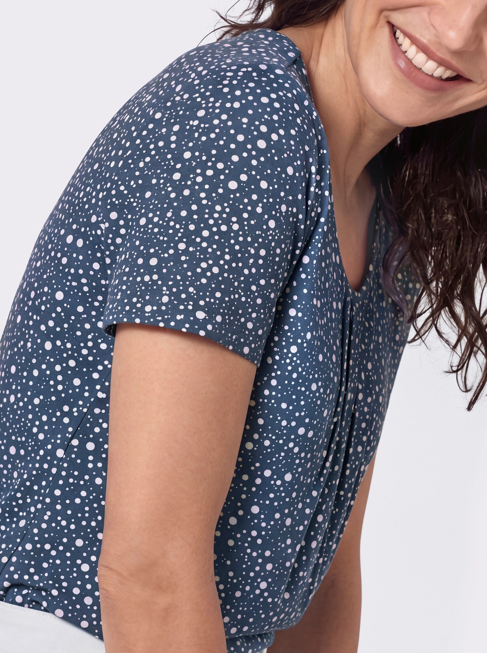 Tunikashirt mit Punkte-Dessin - jeansblau-weiß-bedruckt