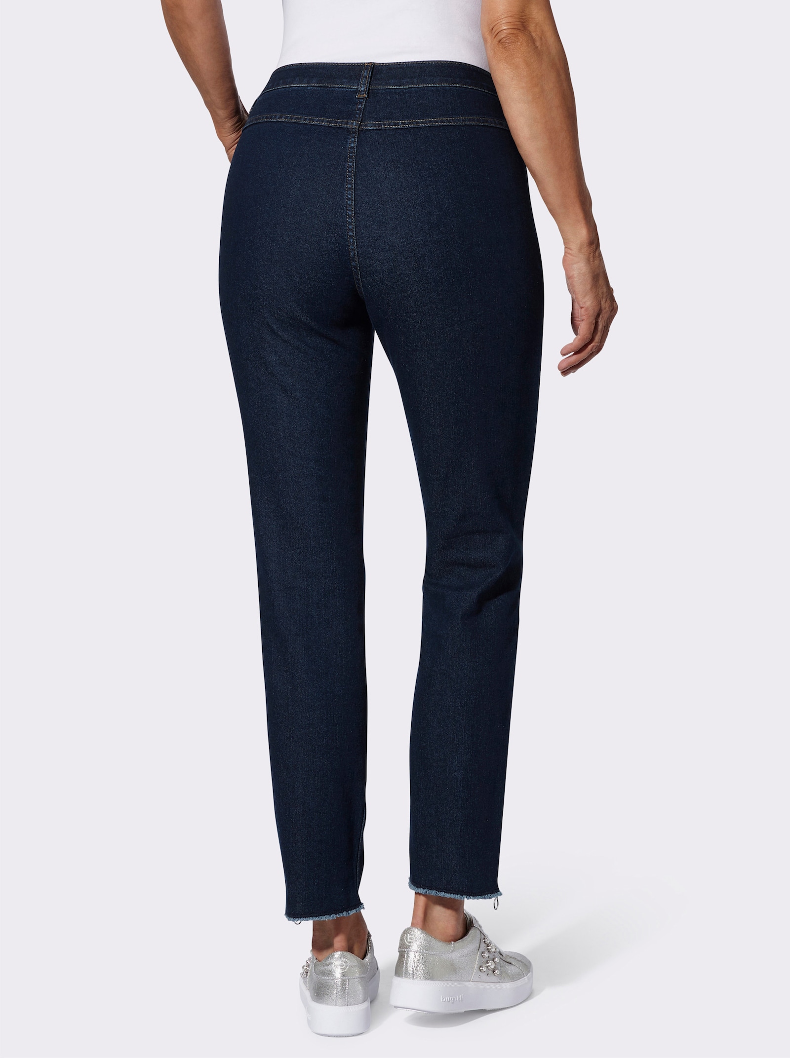 Jeans mit Nieten und Fransen - blue-stone-washed