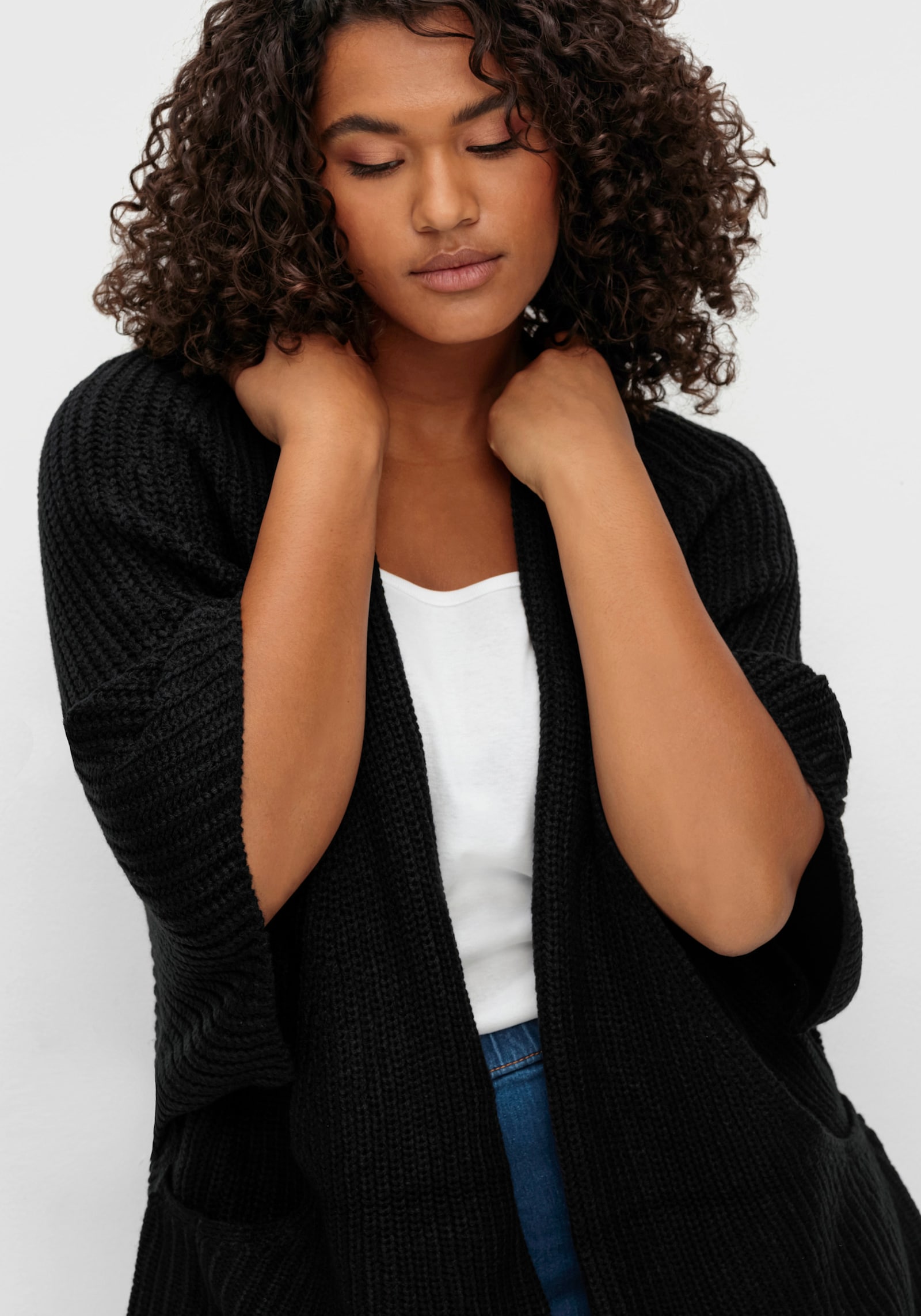 Strickjacke in Oversize-Form - schwarz