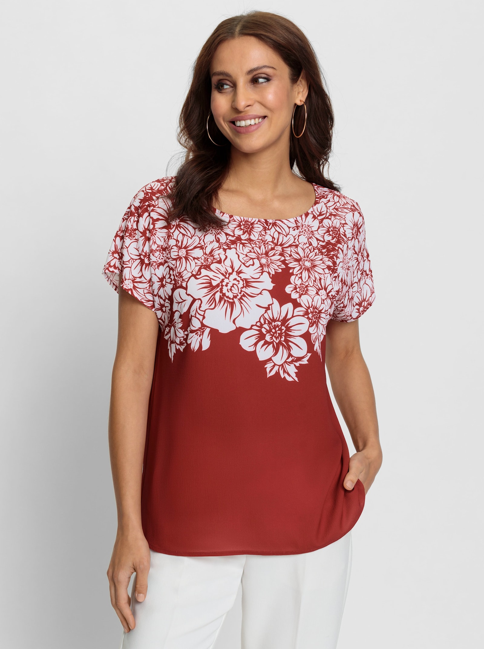 Comfortabele blouse met bloemenprint - rood/wit geprint