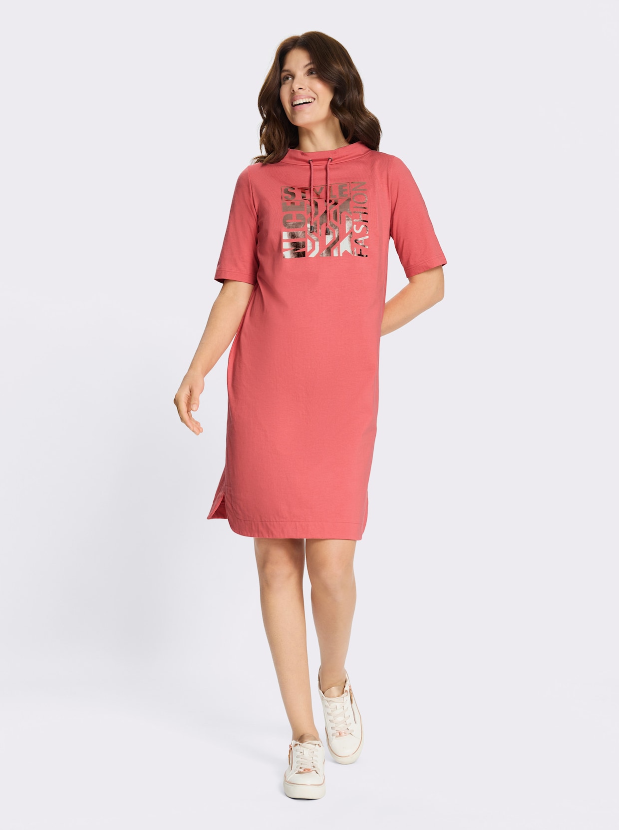 Jerseykleid mit abgerundeten Seitenschlitzen - koralle