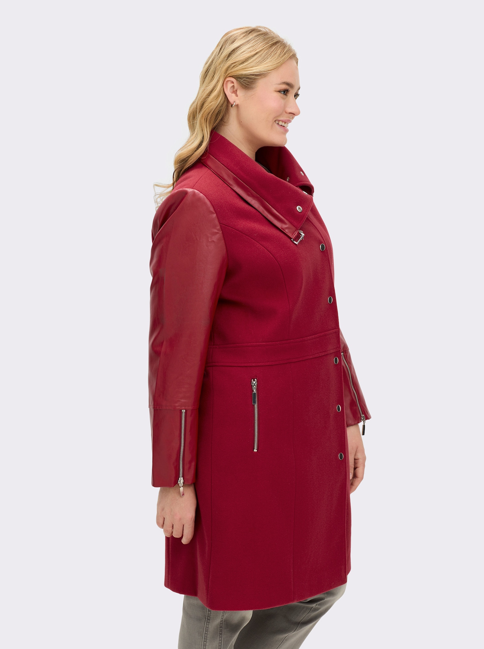 sheego by Joe Browns Kurzmantel im Biker-Stil, Materialmix - kirsche