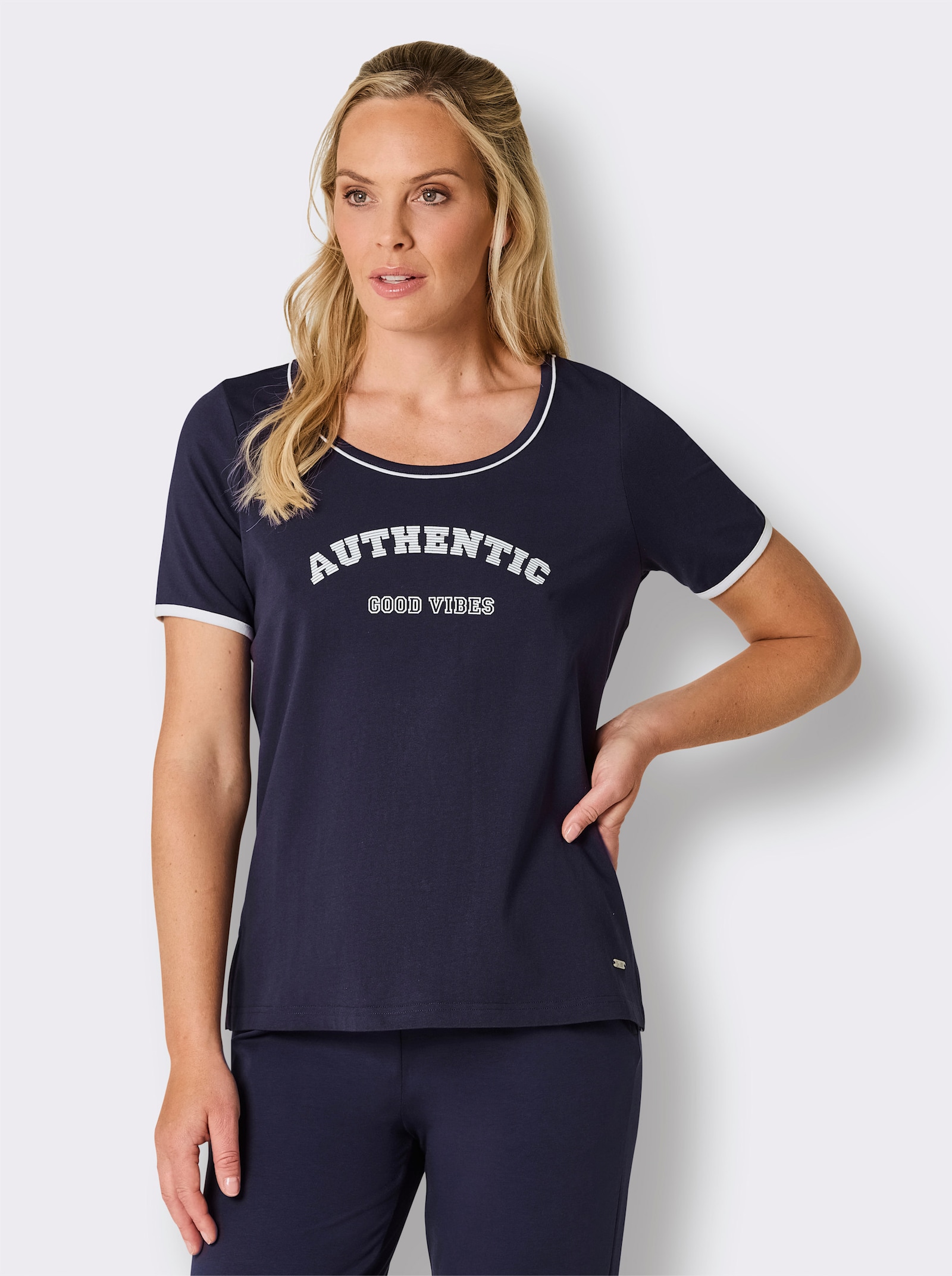 feel good Kurzarmshirt mit Schriftzug - marine-weiß